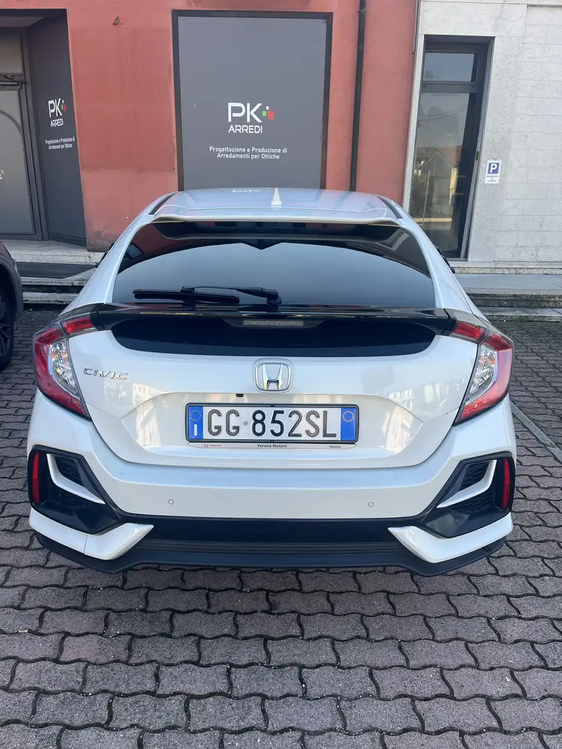 Honda Civic 5p 1.0 t Elegance Navi my20 - 2