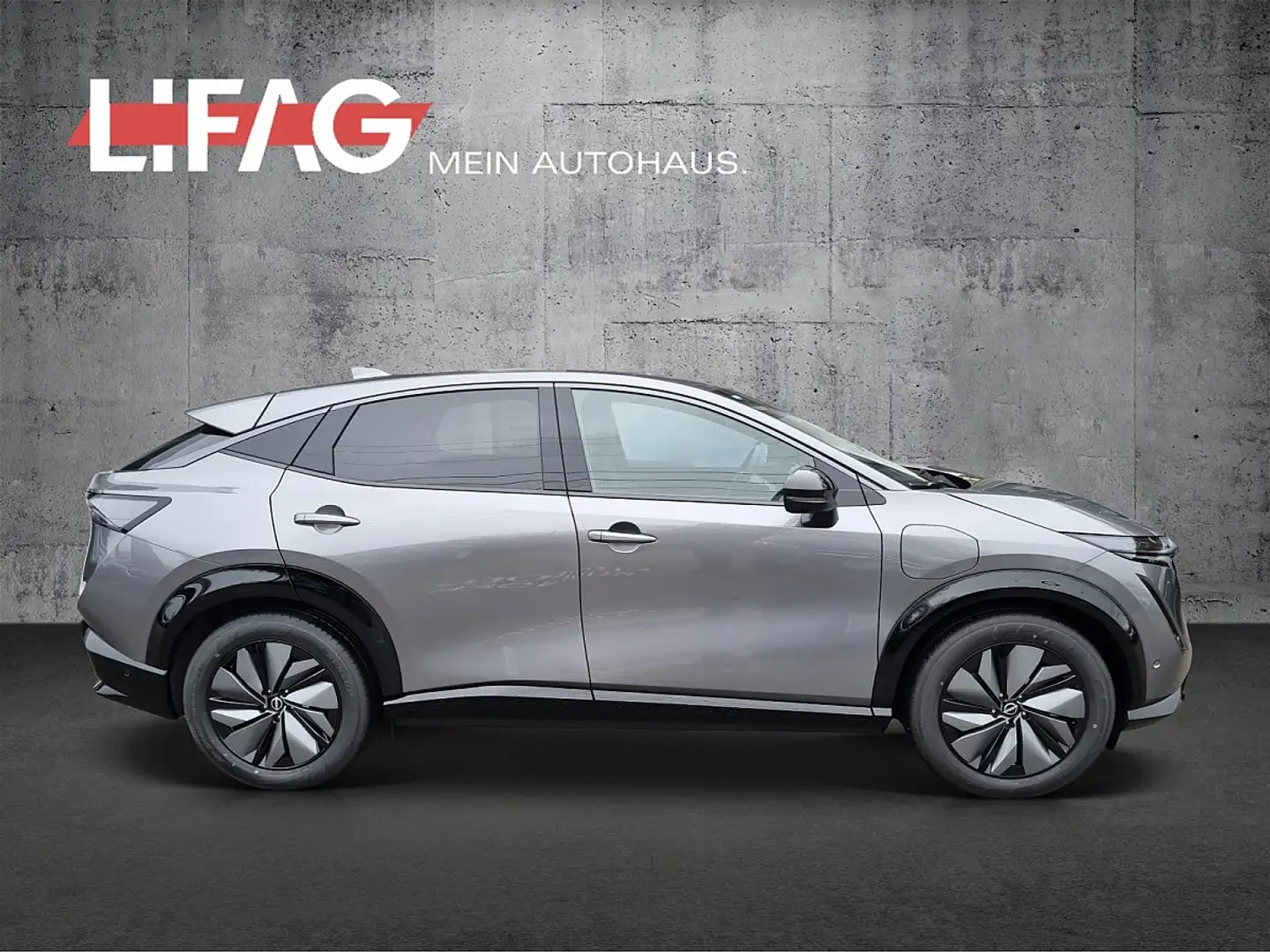 Nissan Ariya 87kWh e-4ORCE Evolve Aut. *ab € 42.990,-* Grau - 2