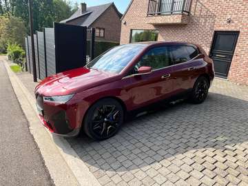 iX 111.5 kWh xDrive50
