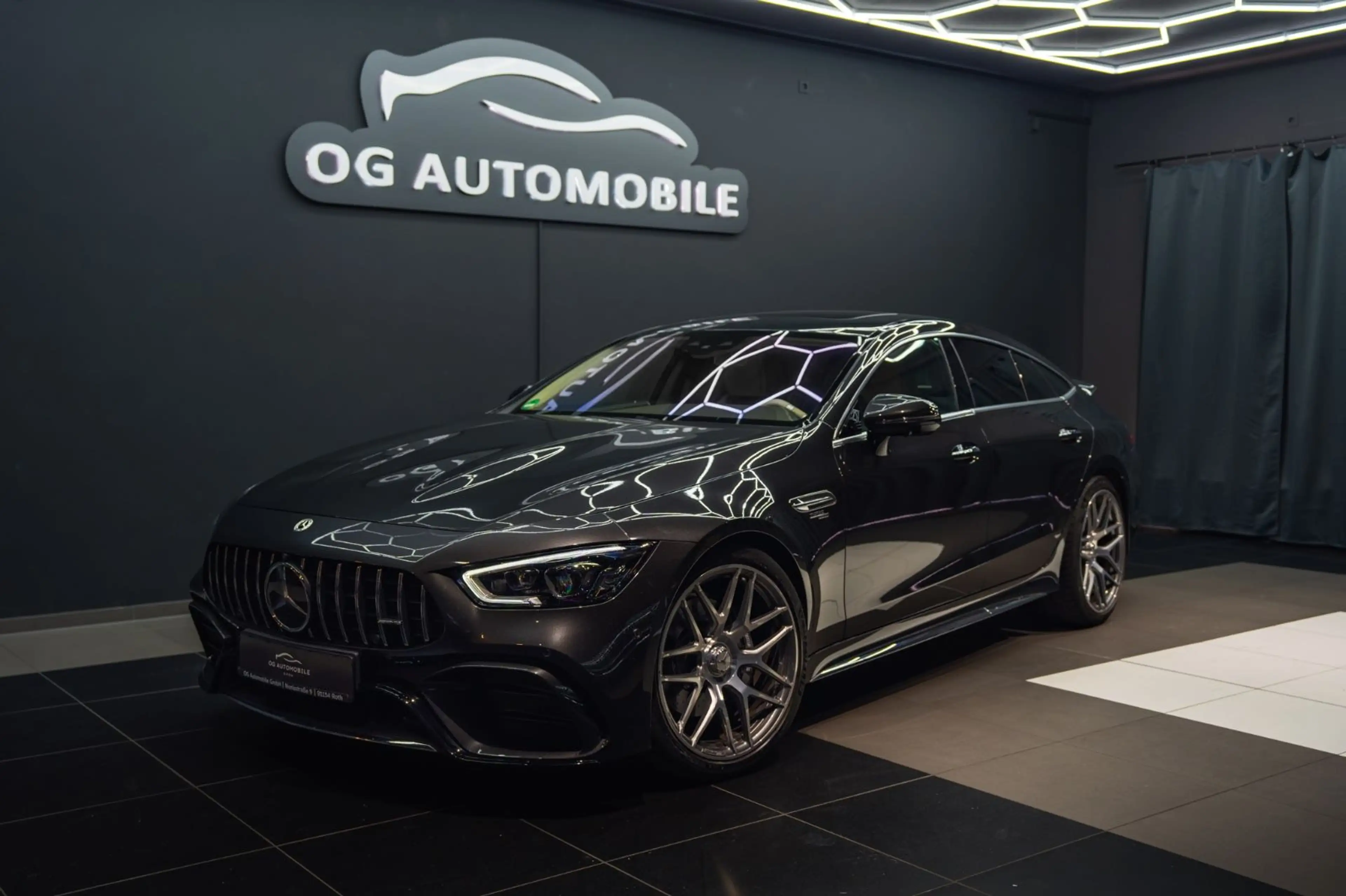 Mercedes-Benz AMG GT 53 4Matic+*BURM*360*MASSAGE*V8*1HAND*VOLL