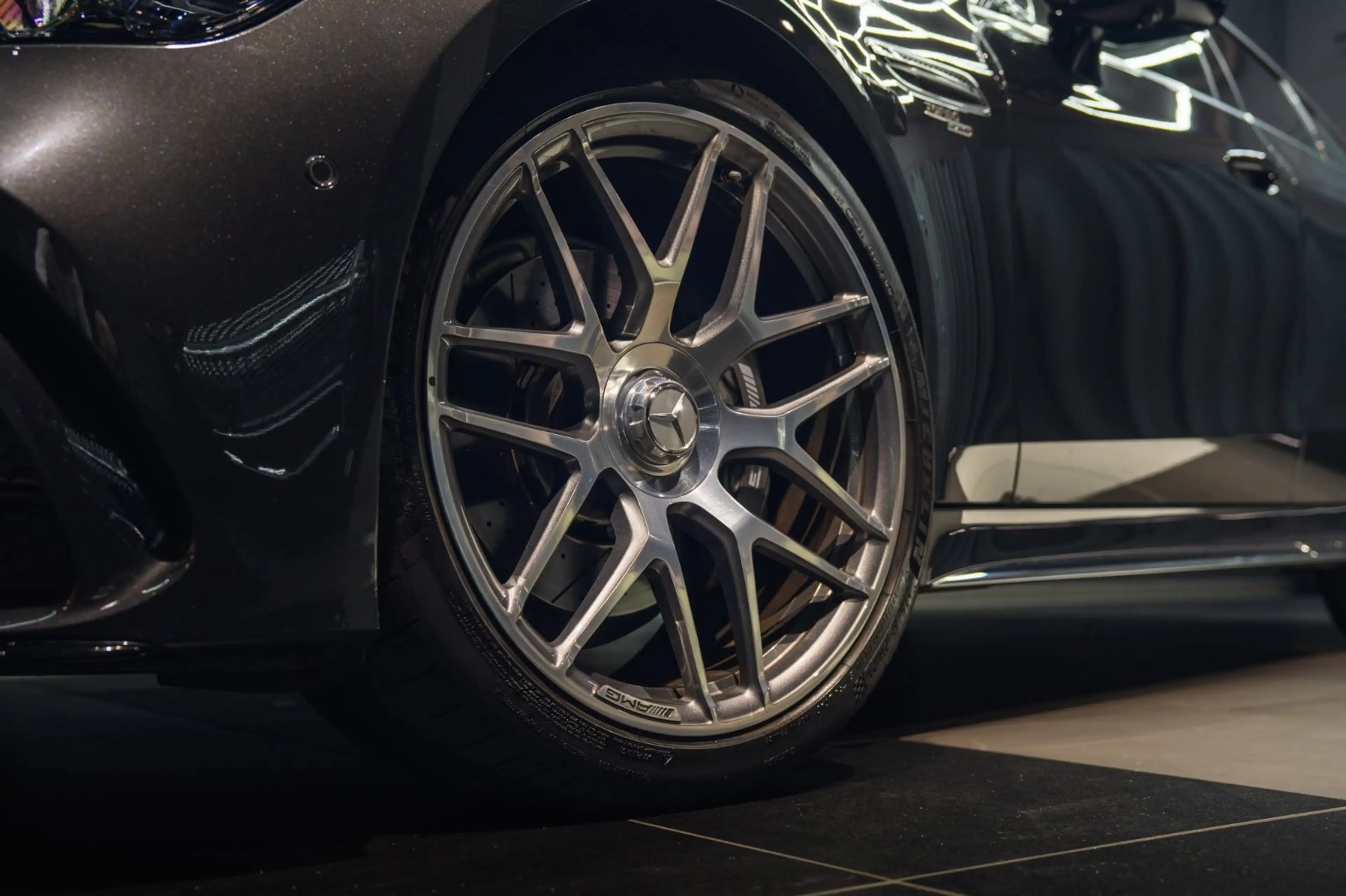 Mercedes-Benz AMG GT 53 4Matic+*BURM*360*MASSAGE*V8*1HAND*VOLL — photo 2