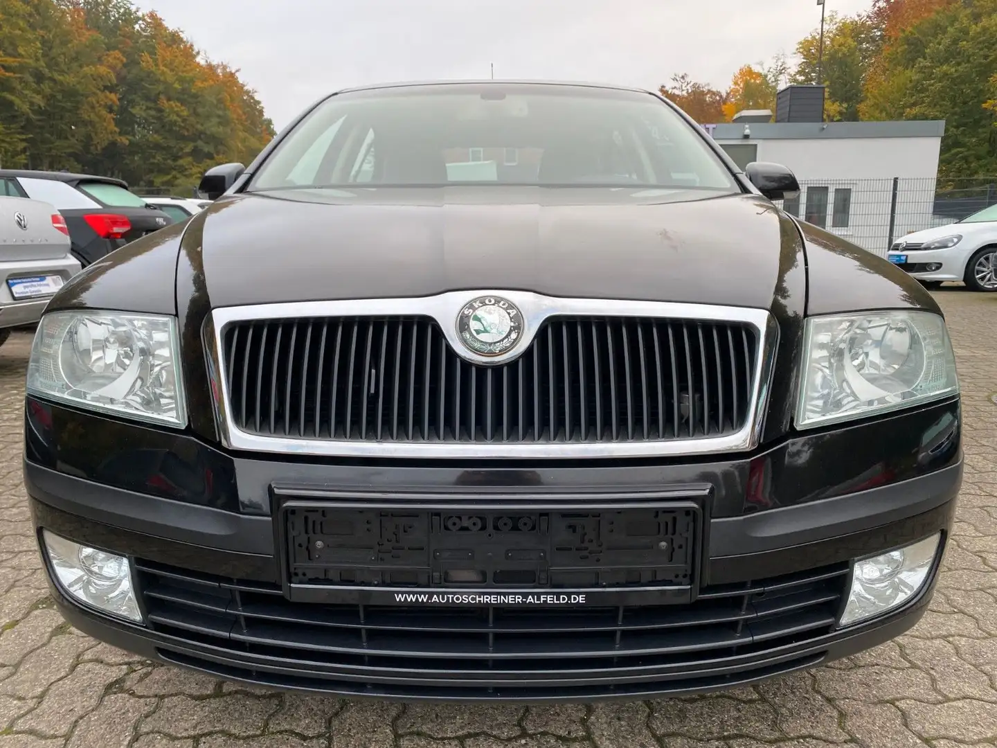 Skoda Octavia Lim. Elegance PDC TEMPO SHZ SCHIEBEDACH Black - 2