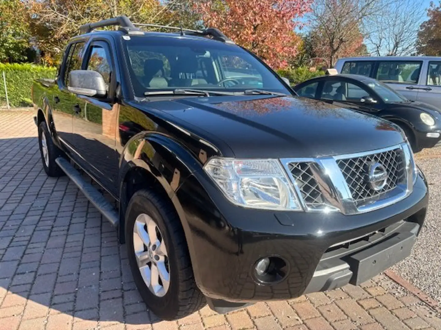 Nissan Navara Navara 2.5 dci d.cab XE Noir - 1