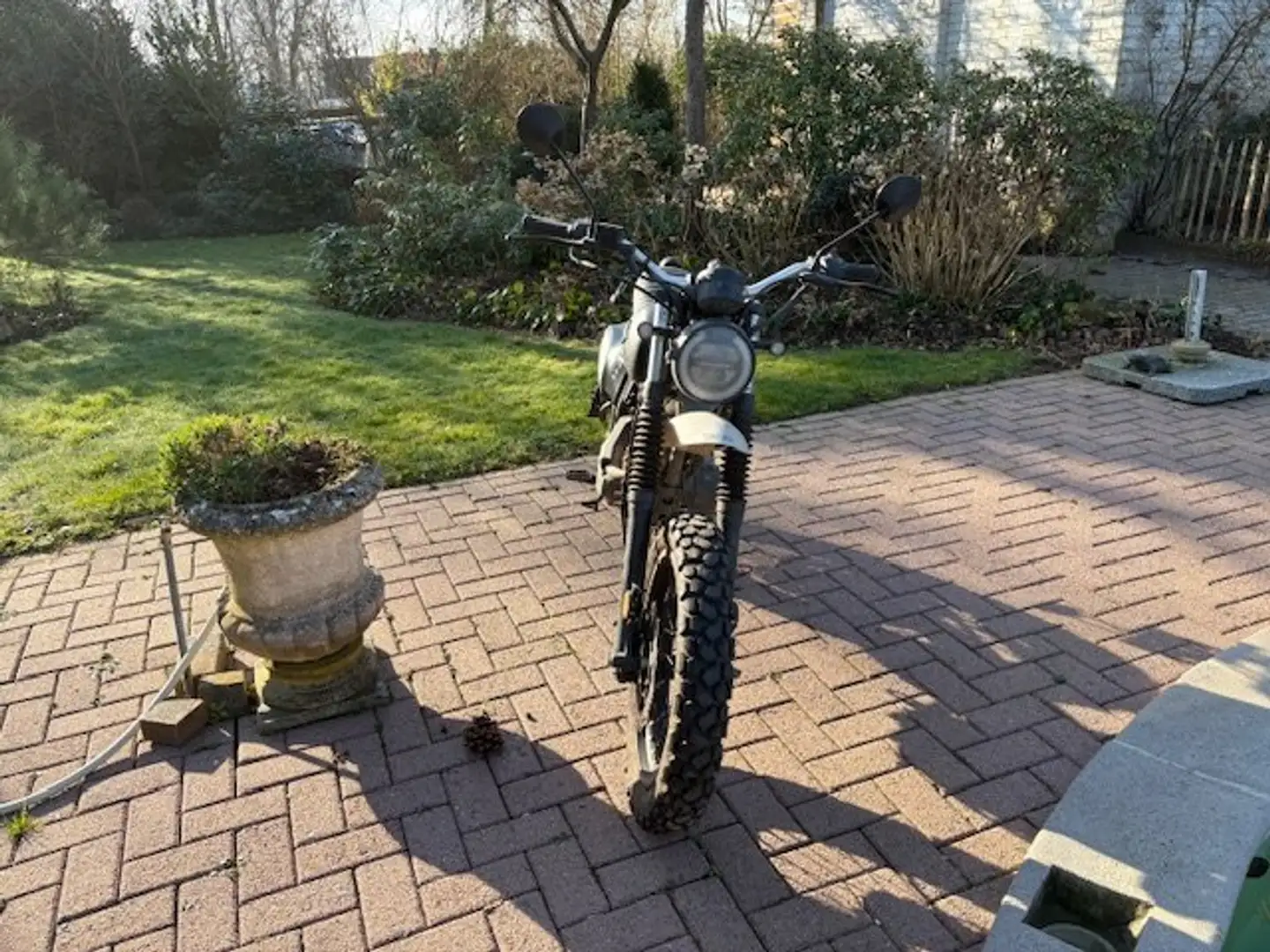 Archive Motorcycle Scrambler 125 Noir - 2