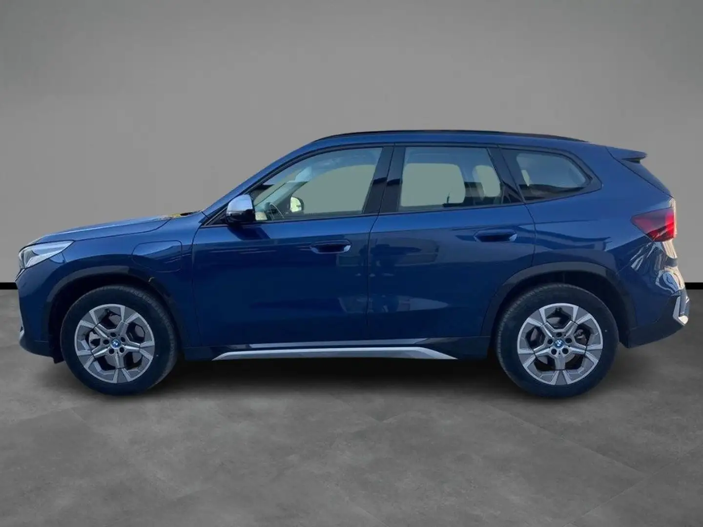 BMW X1 xDrive 30e xLine Blu/Azzurro - 2