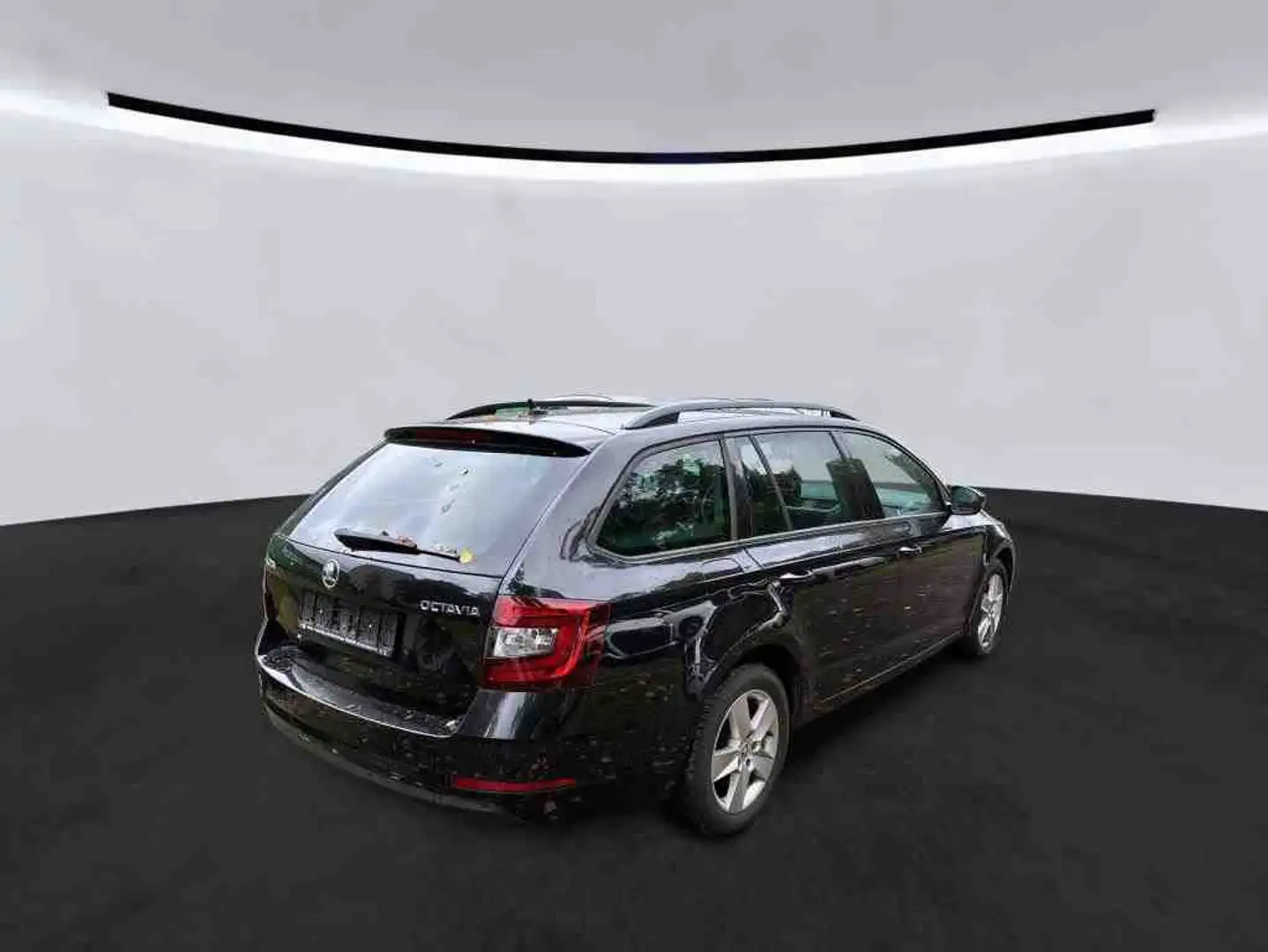Skoda Octavia Octavia Combi 2.0TDI DSG*SPORT*LED*NAVI*ALU Schwarz - 2