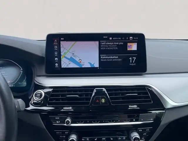 BMW 5 Series view 15