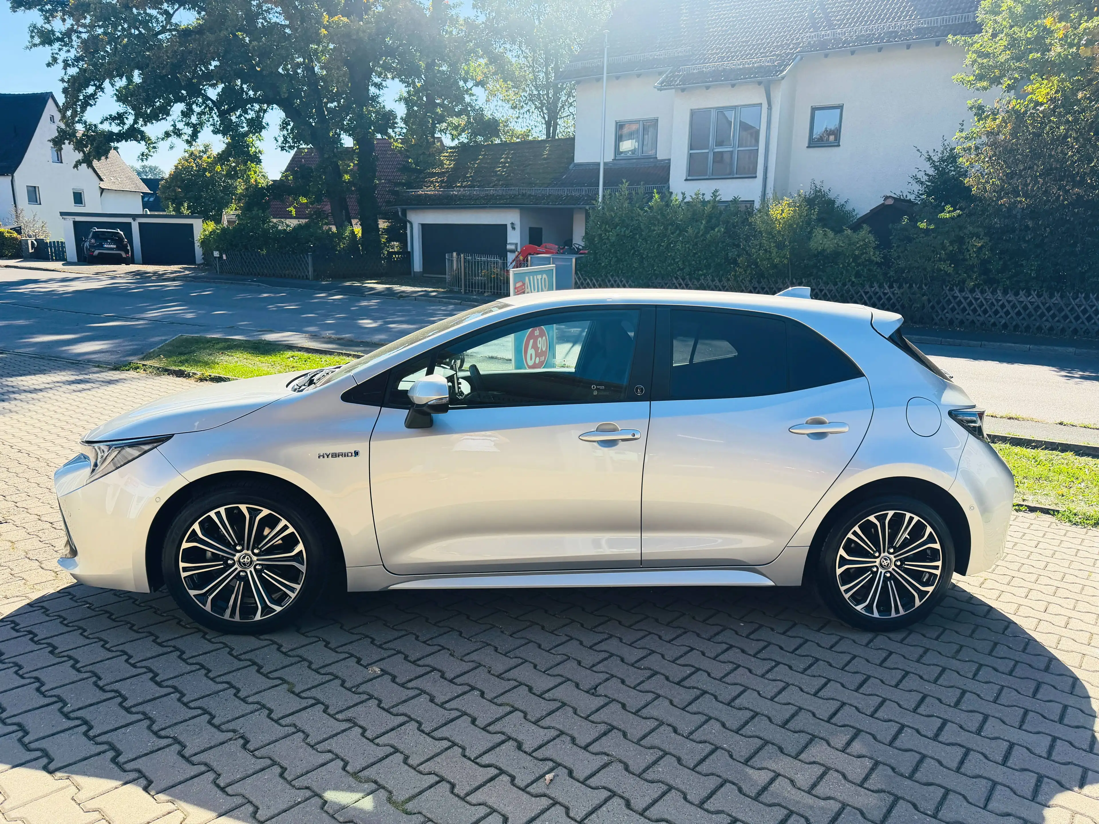 Toyota Corolla Corolla Hybrid 1.8 Team Deutschland + Technik-Paket — photo 2