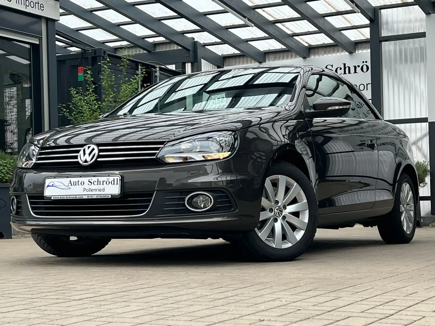 Volkswagen Eos 2.0 TDI, Navi, Pano, Sitzheizung, Alarm, 18"Alu Bruin - 1