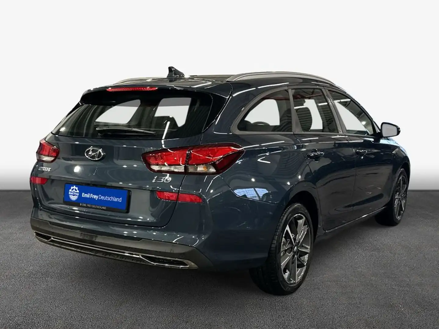 Hyundai i30 Kombi 1.5 T-GDI 48V-Hybrid DCT Trend 118 kW, 5 Bleu - 2