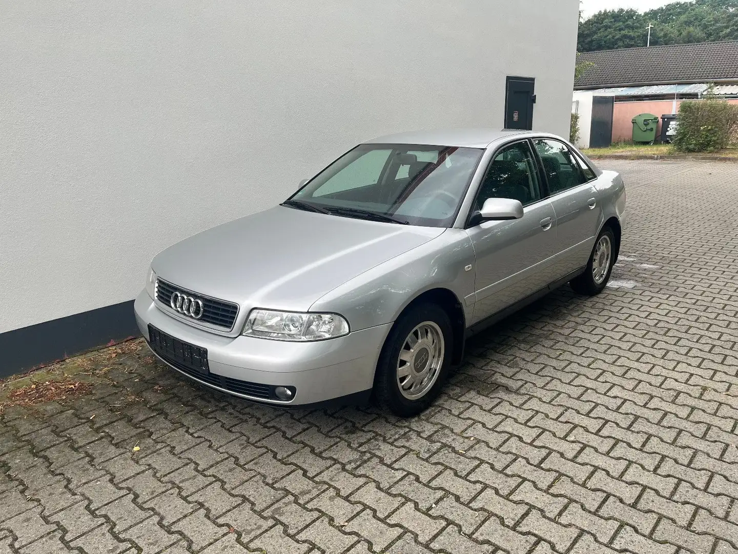 Audi A4 1.6 Argent - 1