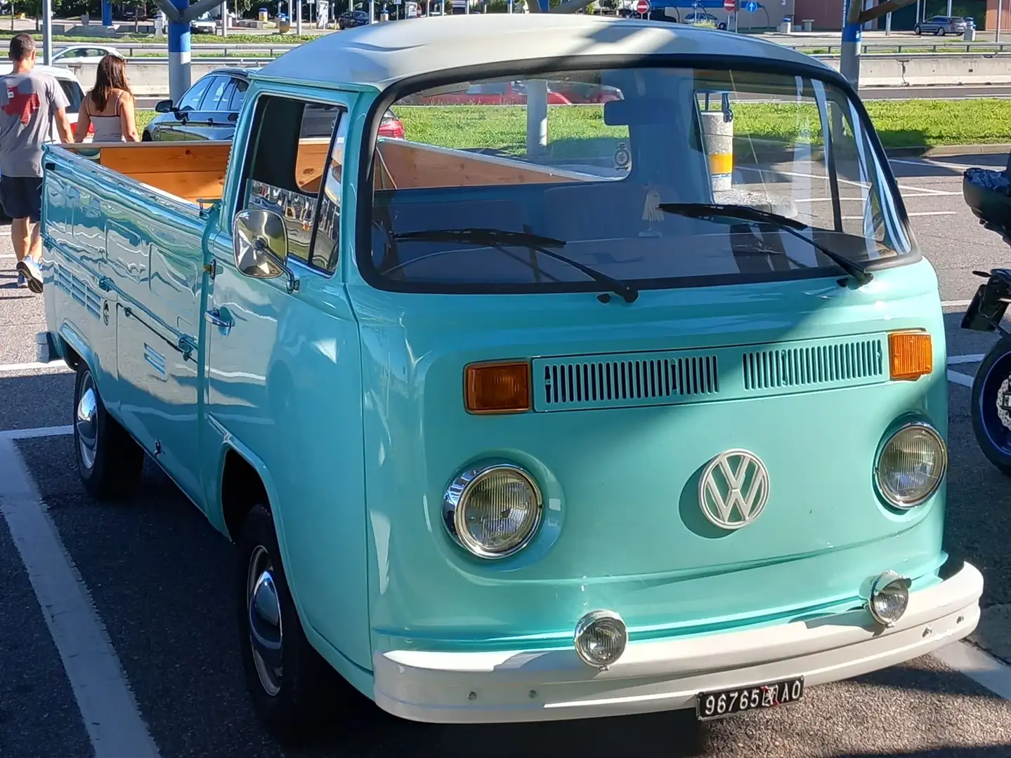Volkswagen T2 Pick Up Blue - 1