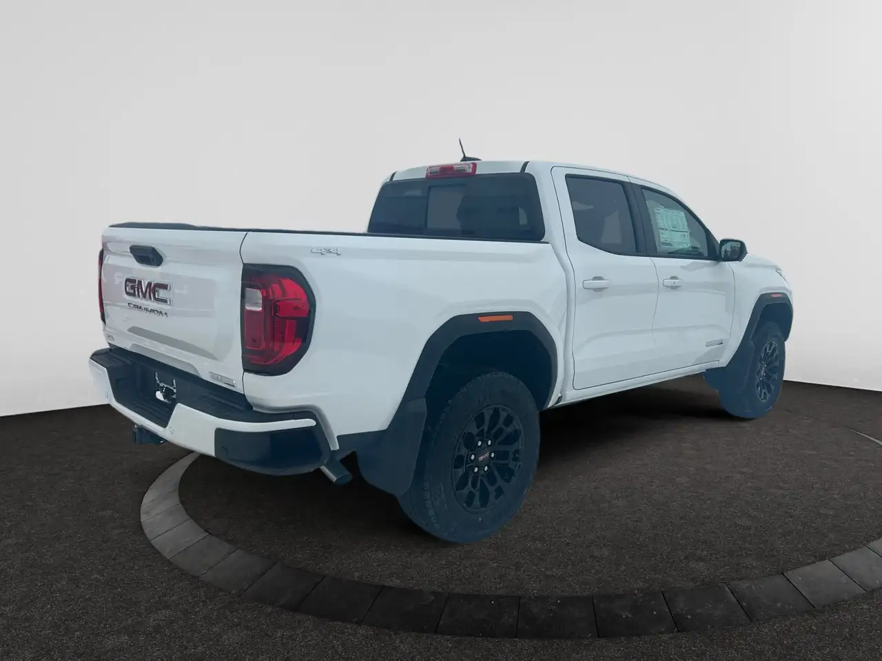 GMC Canyon снимка GMC Canyon
