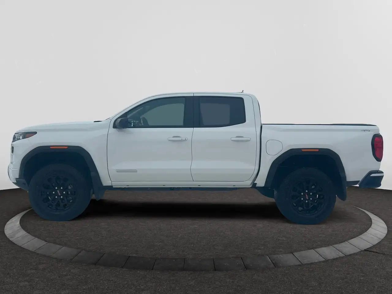 GMC Canyon снимка GMC Canyon
