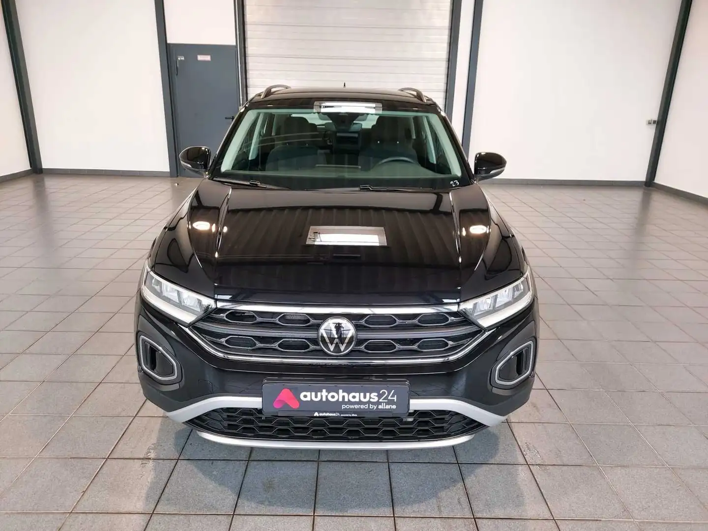 Volkswagen T-Roc 1.5 TSI Life  DSG|LED|ParkAssist Schwarz - 2