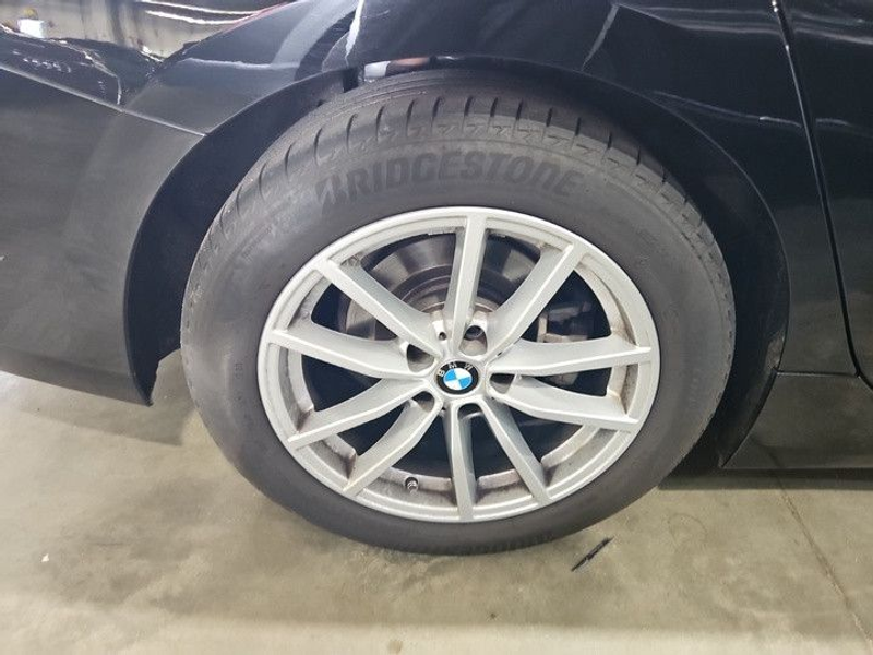 BMW 318 i Touring Driving Assistant — photo 10