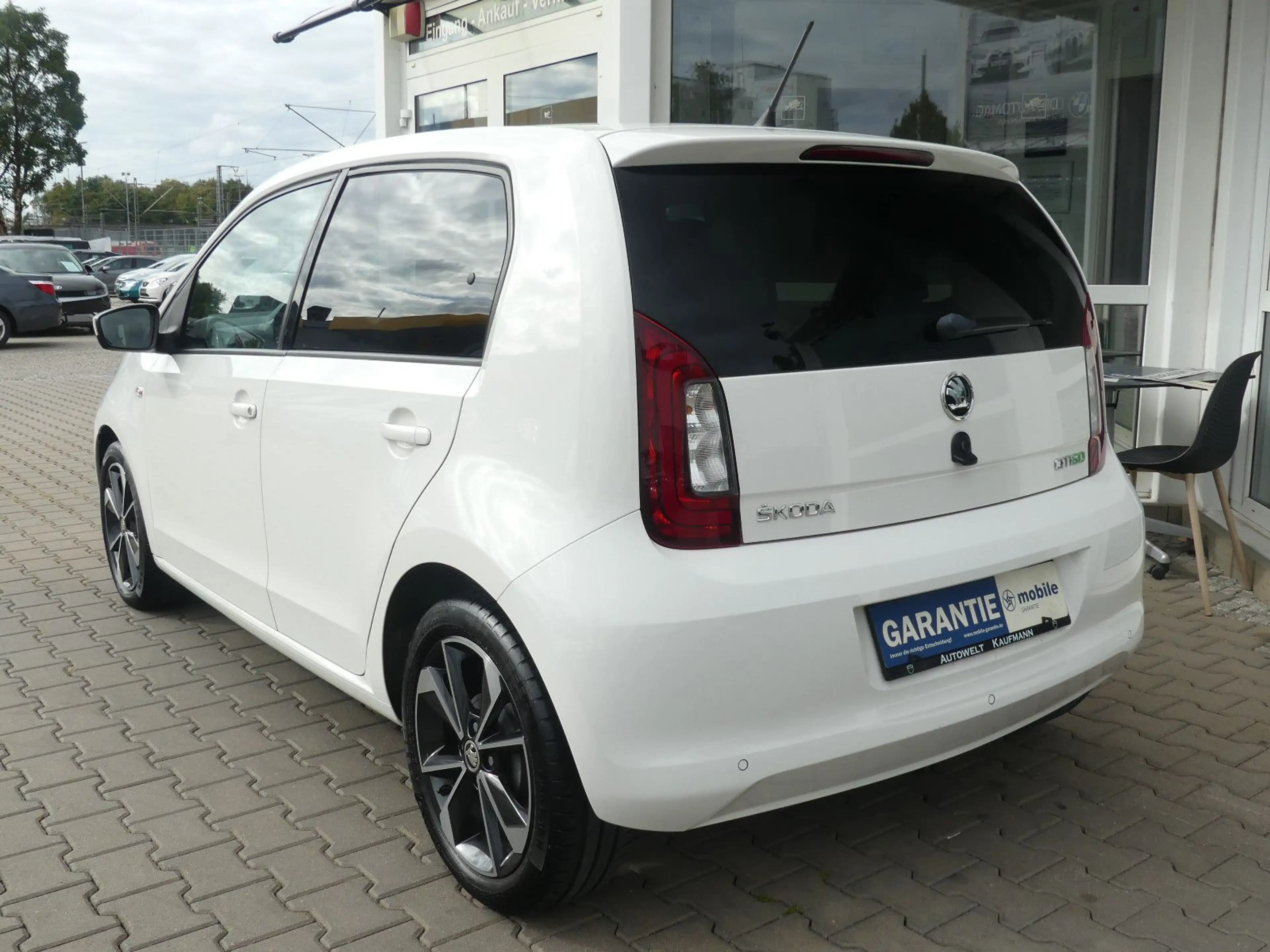 Skoda Citigo Style PDC Klimaaut. 55kW DAB 1.Hand — photo 8