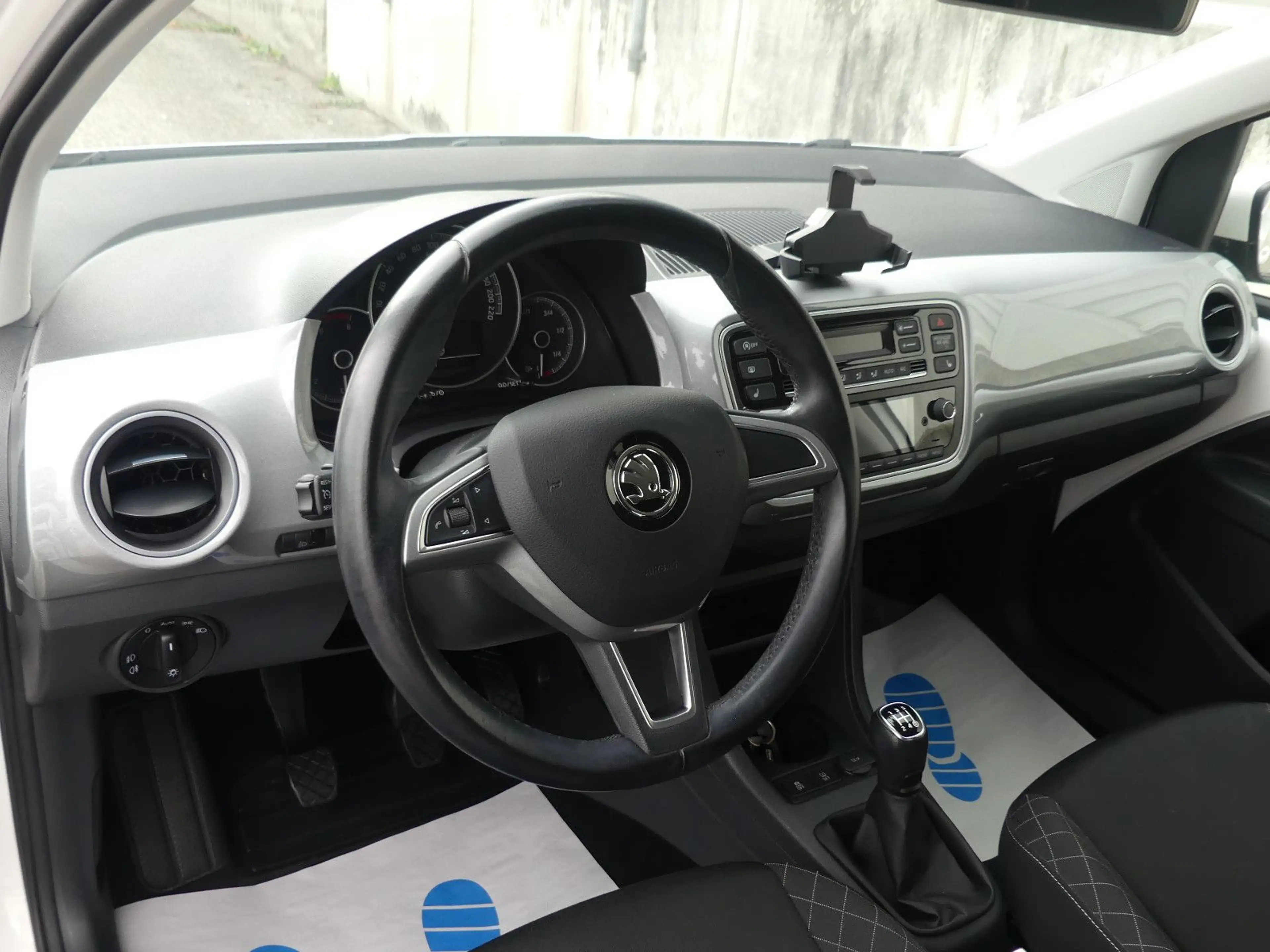 Skoda Citigo Style PDC Klimaaut. 55kW DAB 1.Hand — photo 10