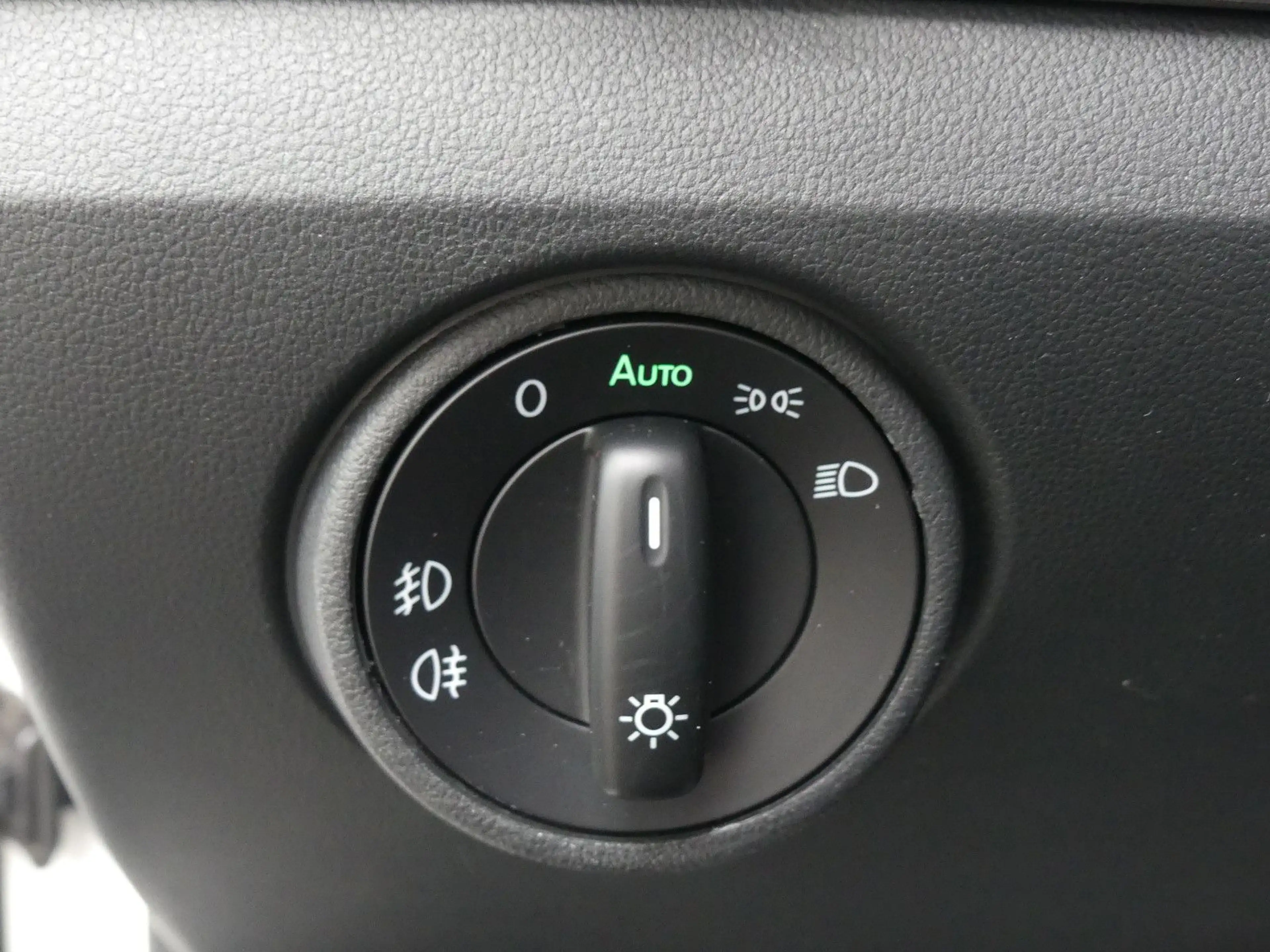 Skoda Citigo Style PDC Klimaaut. 55kW DAB 1.Hand — photo 14
