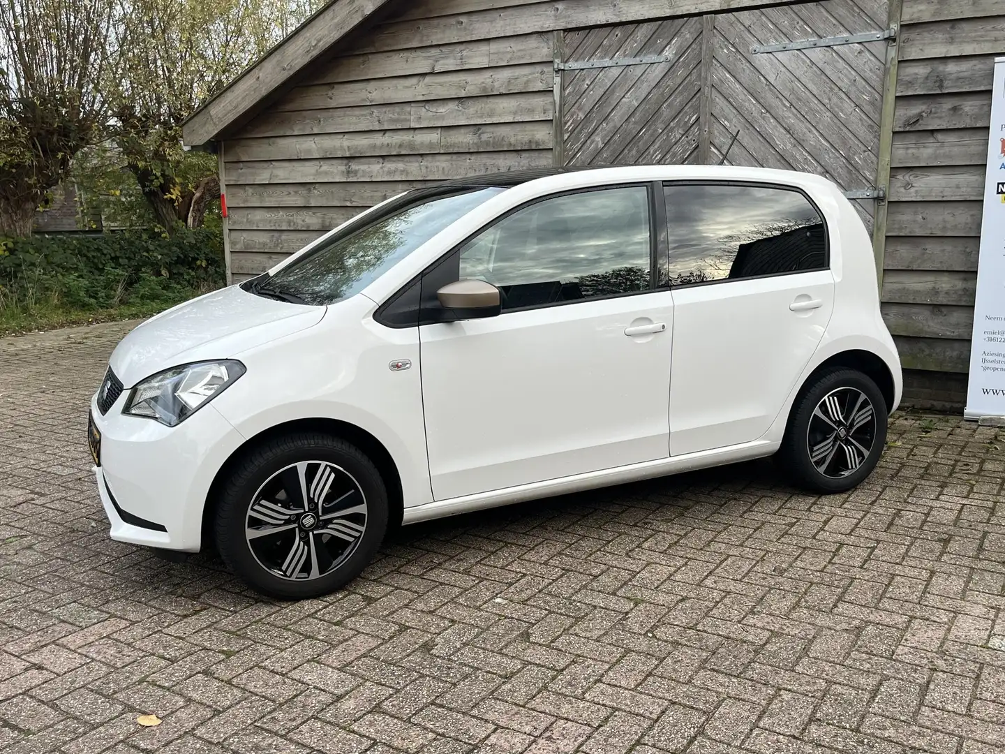 SEAT Mii 1.0 Mii by Cosmopolitan Airco | Suede bekleding | Blanc - 2