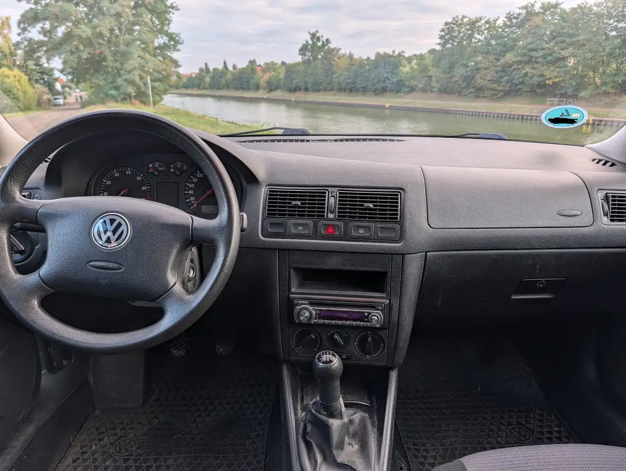 Volkswagen Golf 1.6 Edition, foto 9