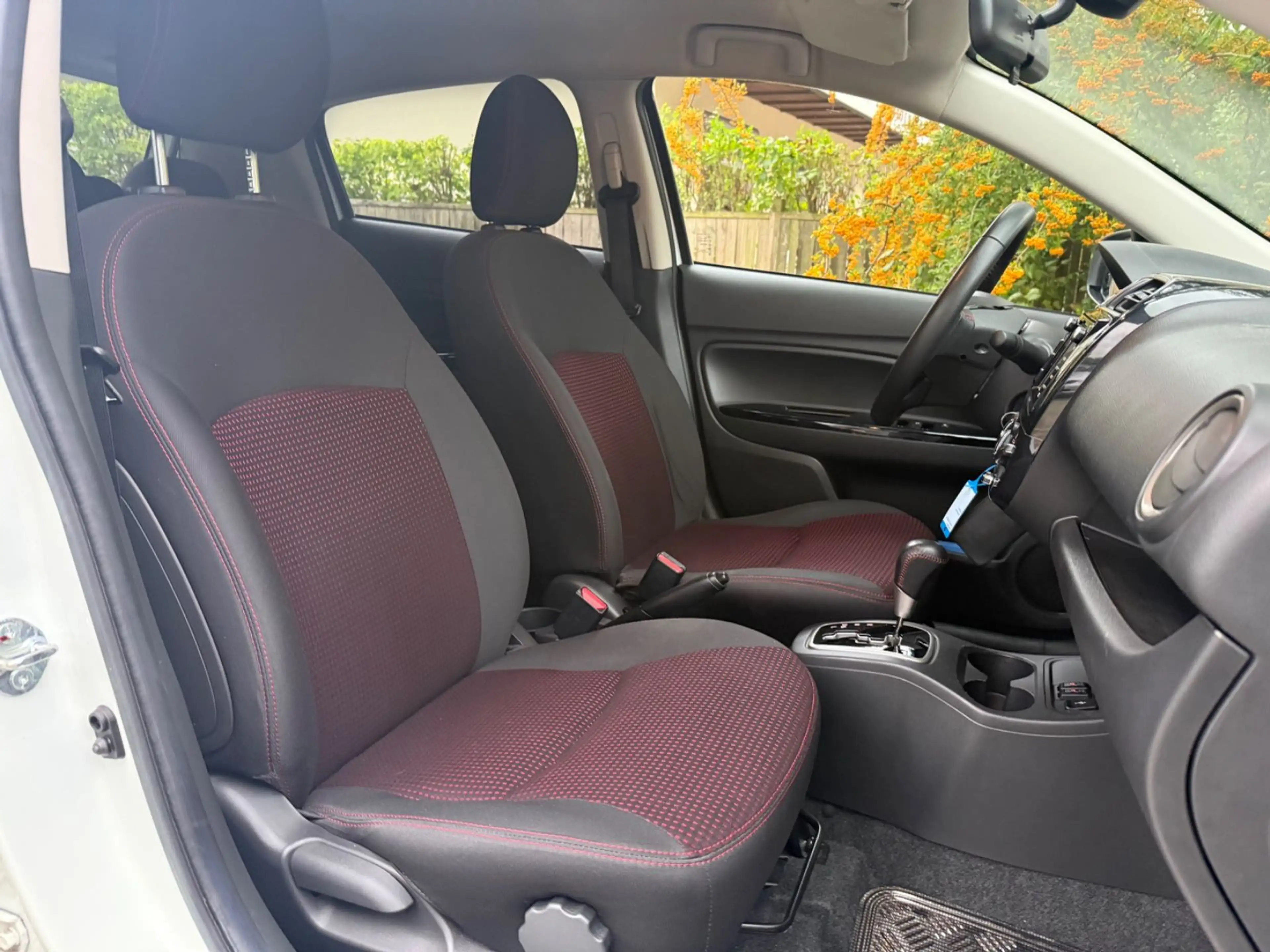 Mitsubishi Space Star Diamant Edition+ AUTOMATIK/GARANTIE — photo 13