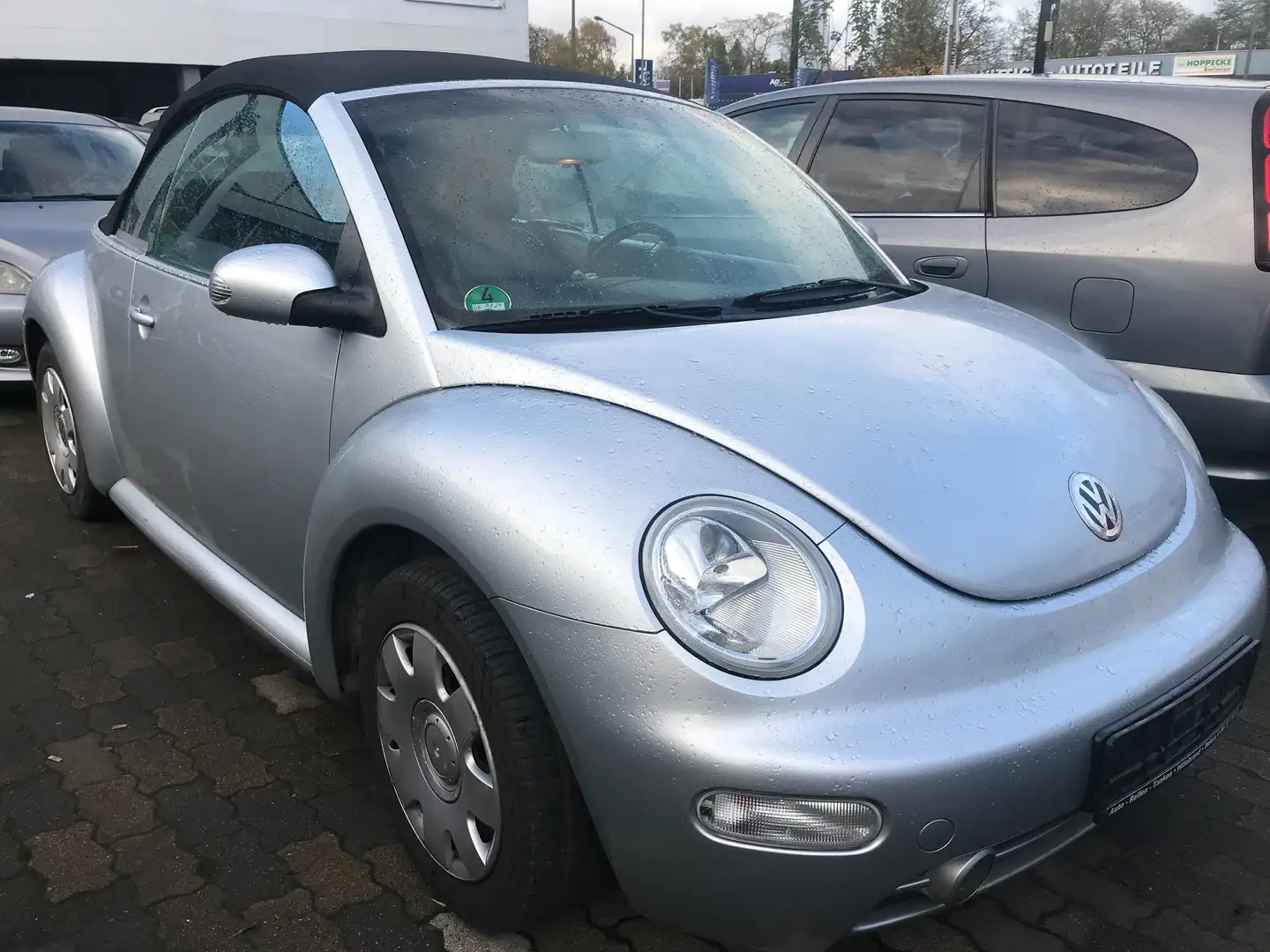 Volkswagen New Beetle Cabriolet 2.0 Срібний - 2