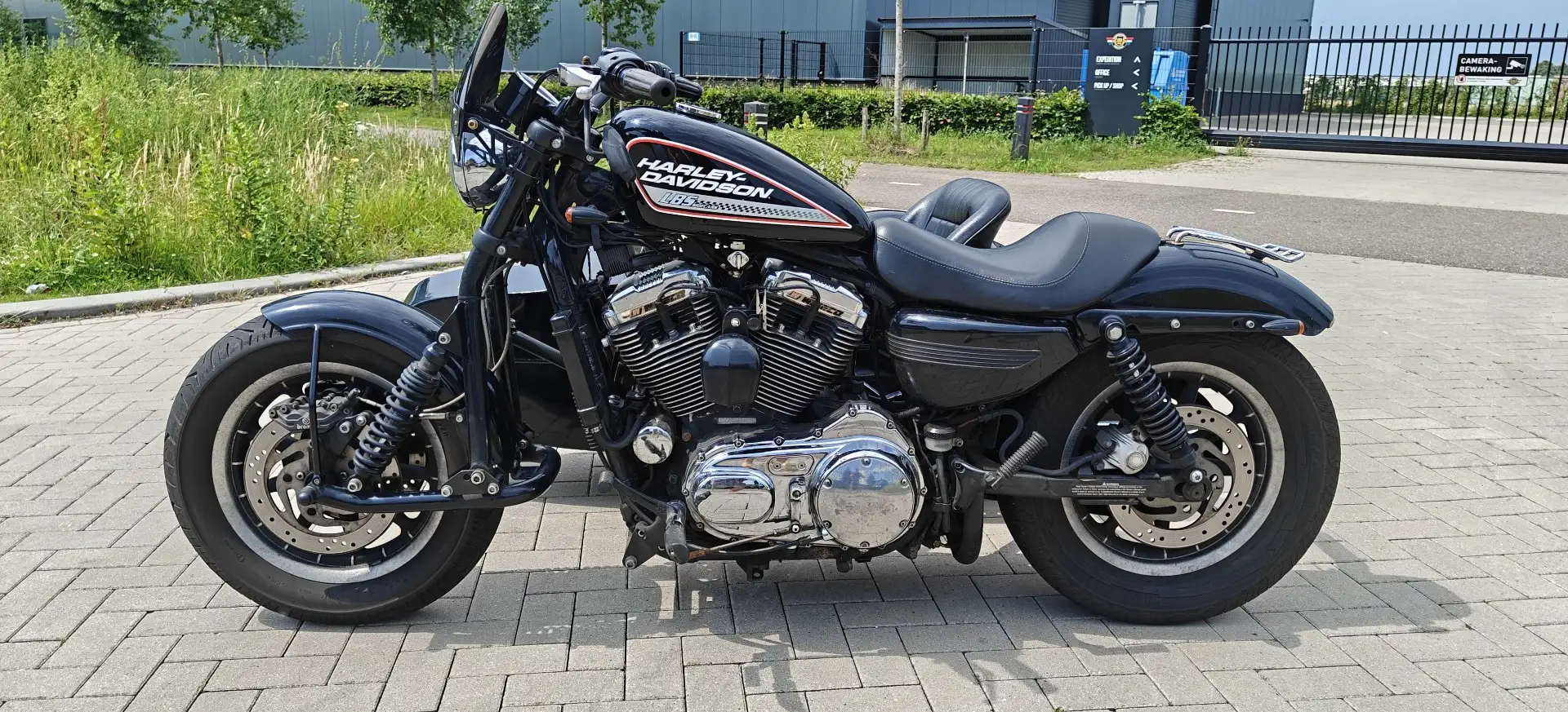 Harley-Davidson Sportster 1200 Zwart - 2