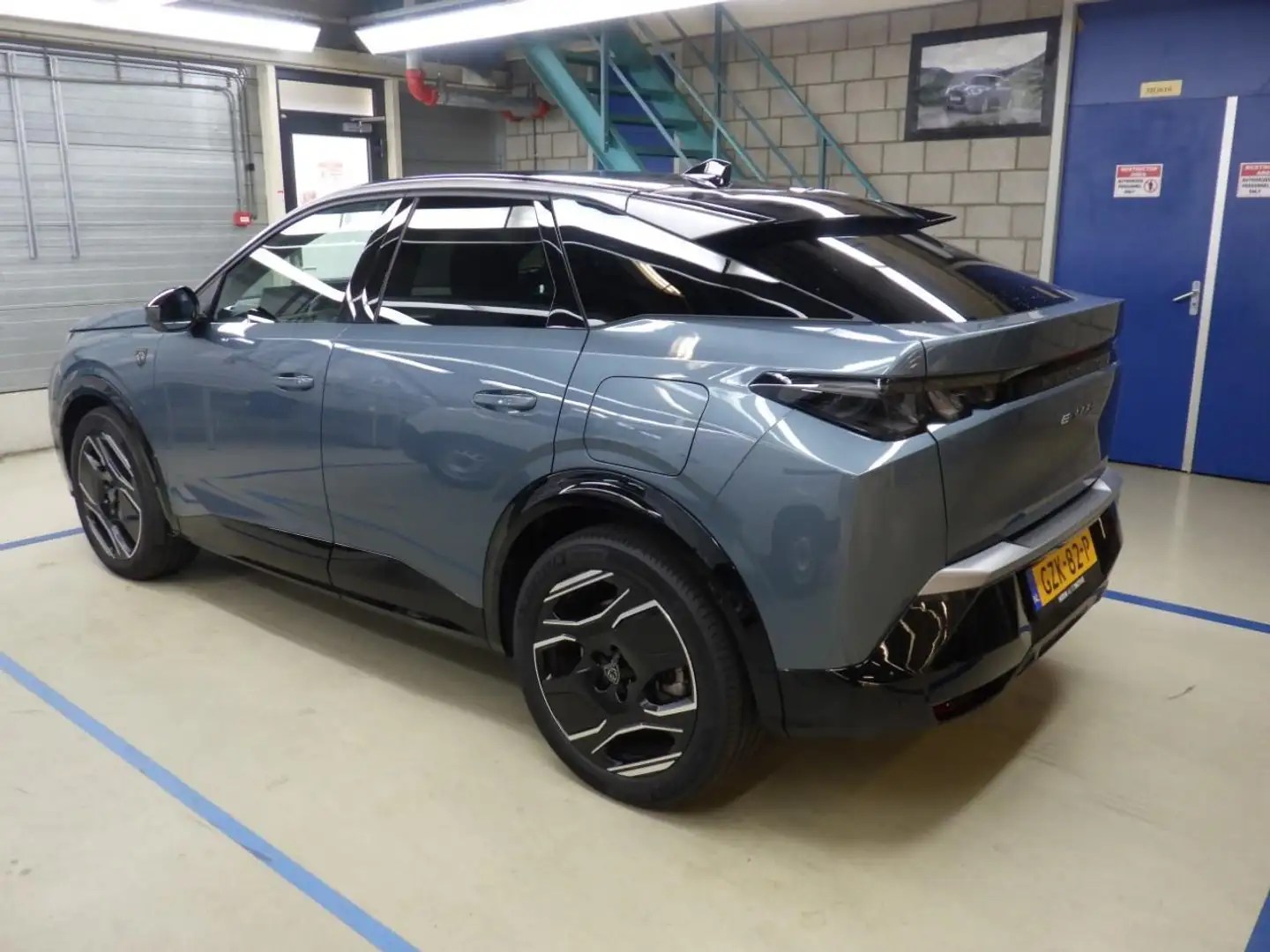 Peugeot 3008 e-3008 GT Avantage 210 73 kWh Azul - 2