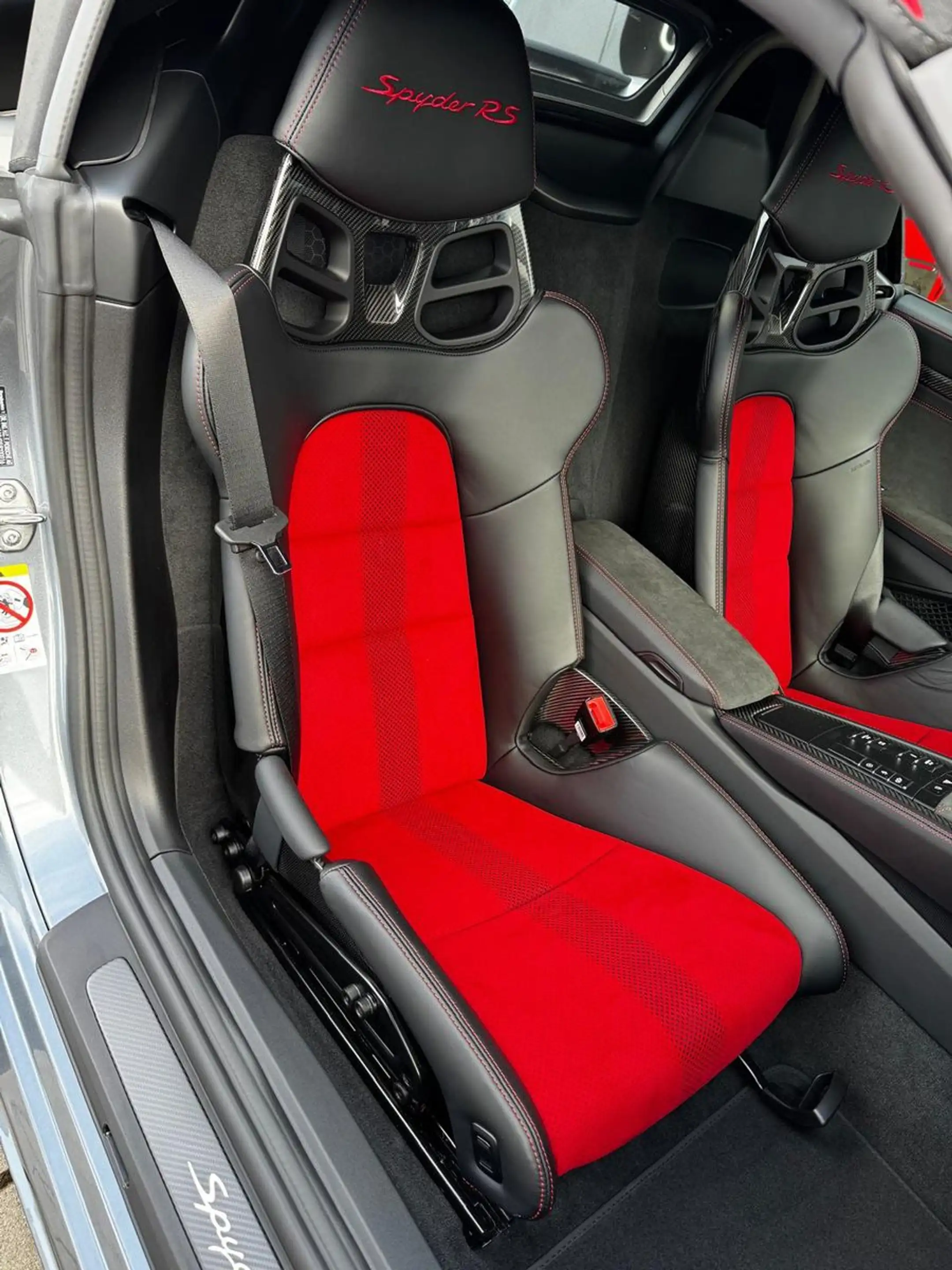 Porsche Boxster 718 RS Syder — photo 4