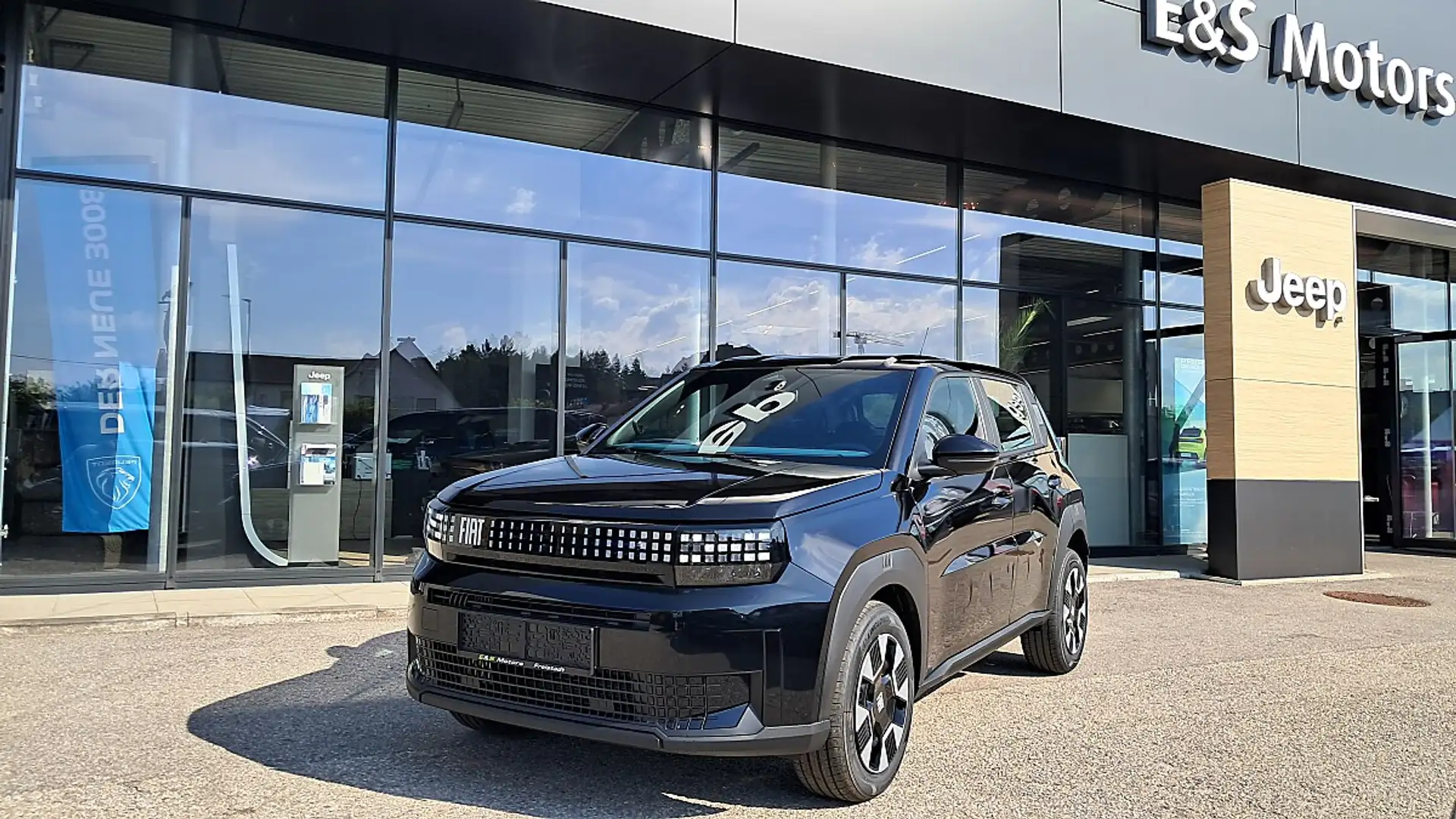 Fiat Grande Panda 1.2 T 100 Icon Schwarz - 1