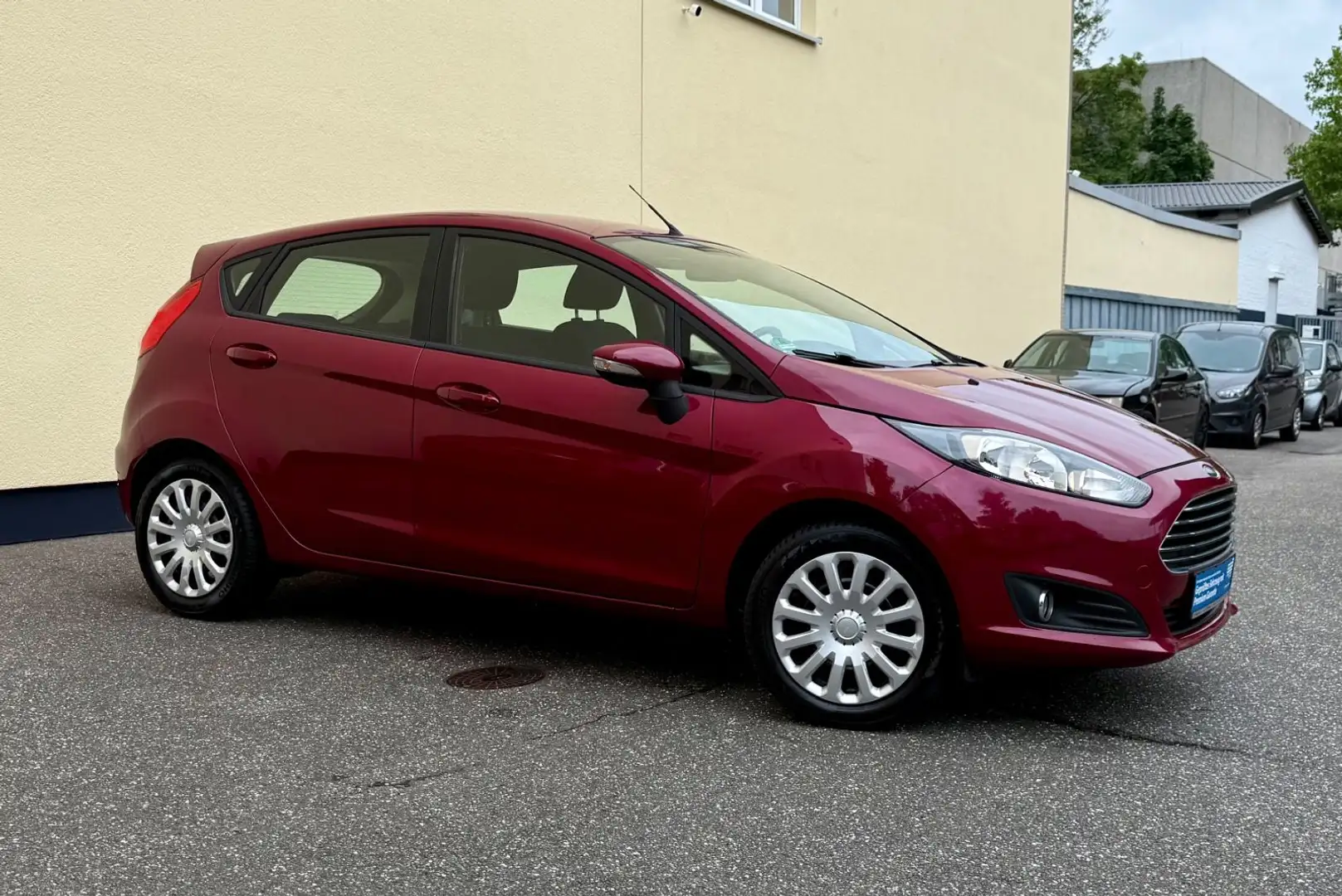 Ford Fiesta Trend KLIMA SHZ MULTI TÜV NEU GARANTIE Rojo - 1