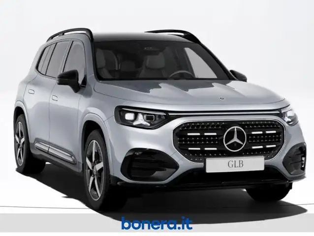 Mercedes-Benz GLB view 2