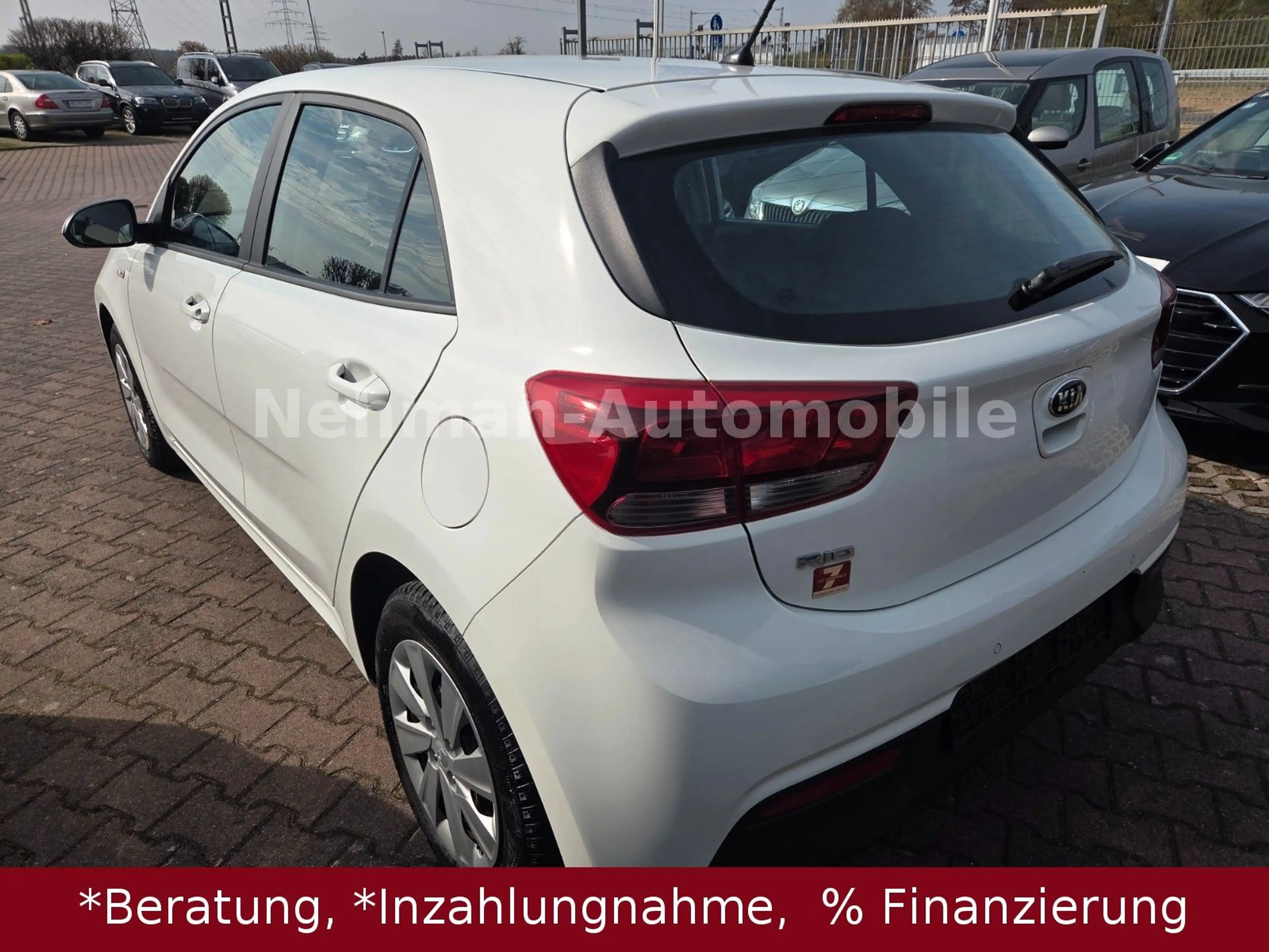 Kia Rio Attract — photo 5