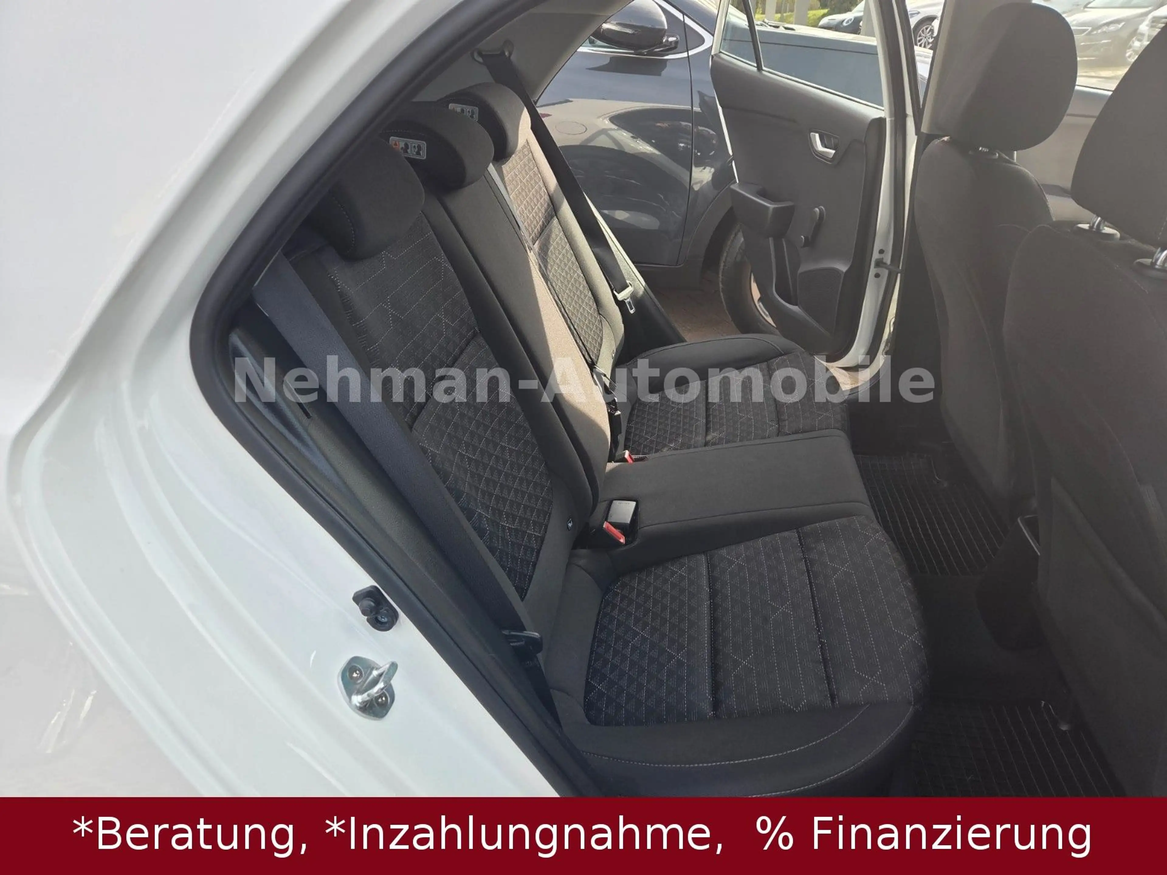 Kia Rio Attract — photo 12