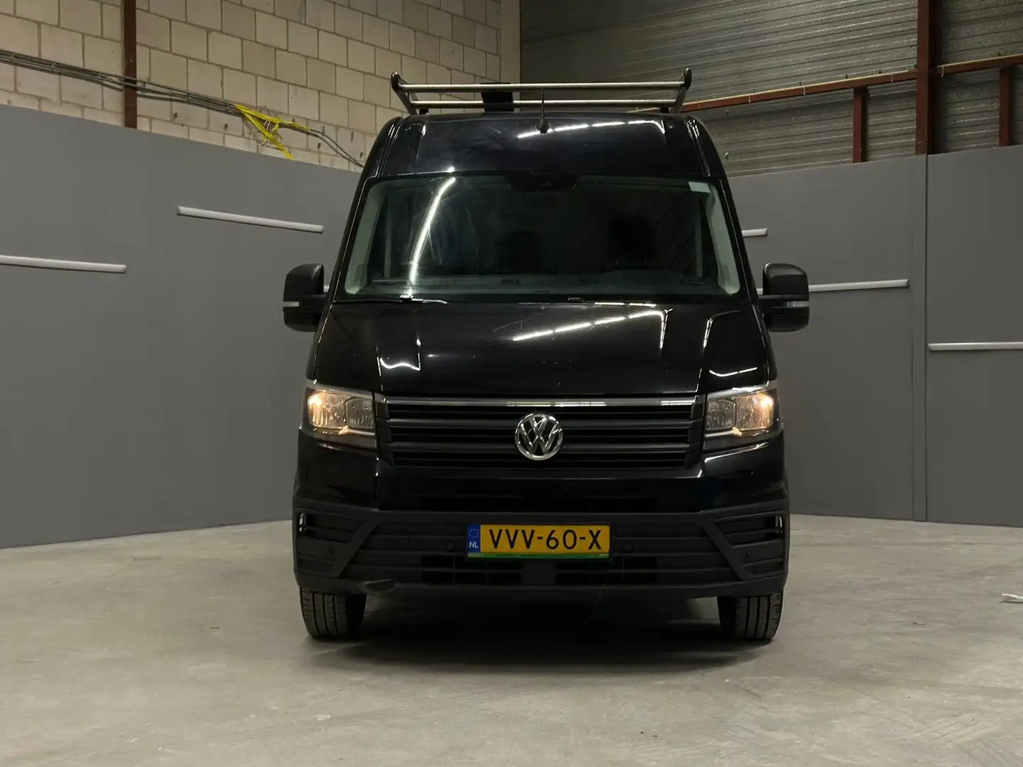 Volkswagen Crafter Crafter+35+2.0+TDI+L3H2 Zwart - 1