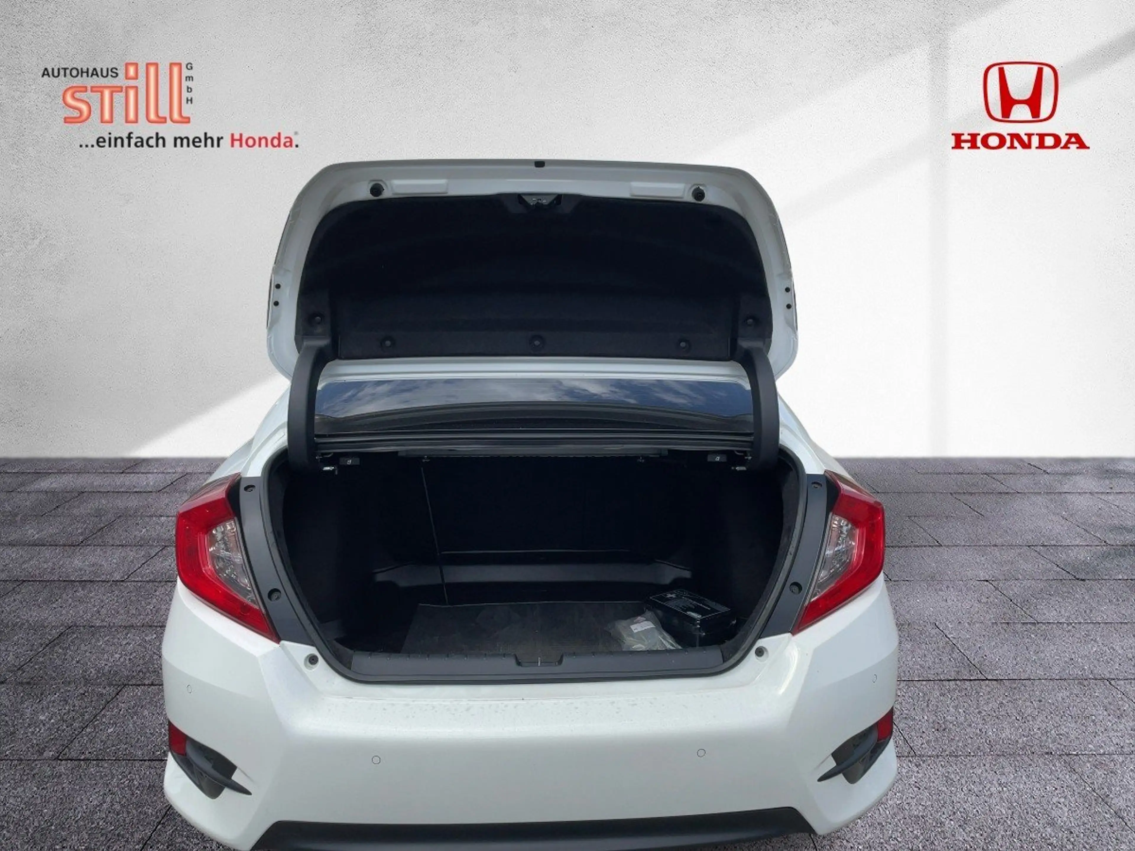 Honda Civic 4-trg. 1.6 i-DTEC Executive ACC+LED+Navi — photo 7