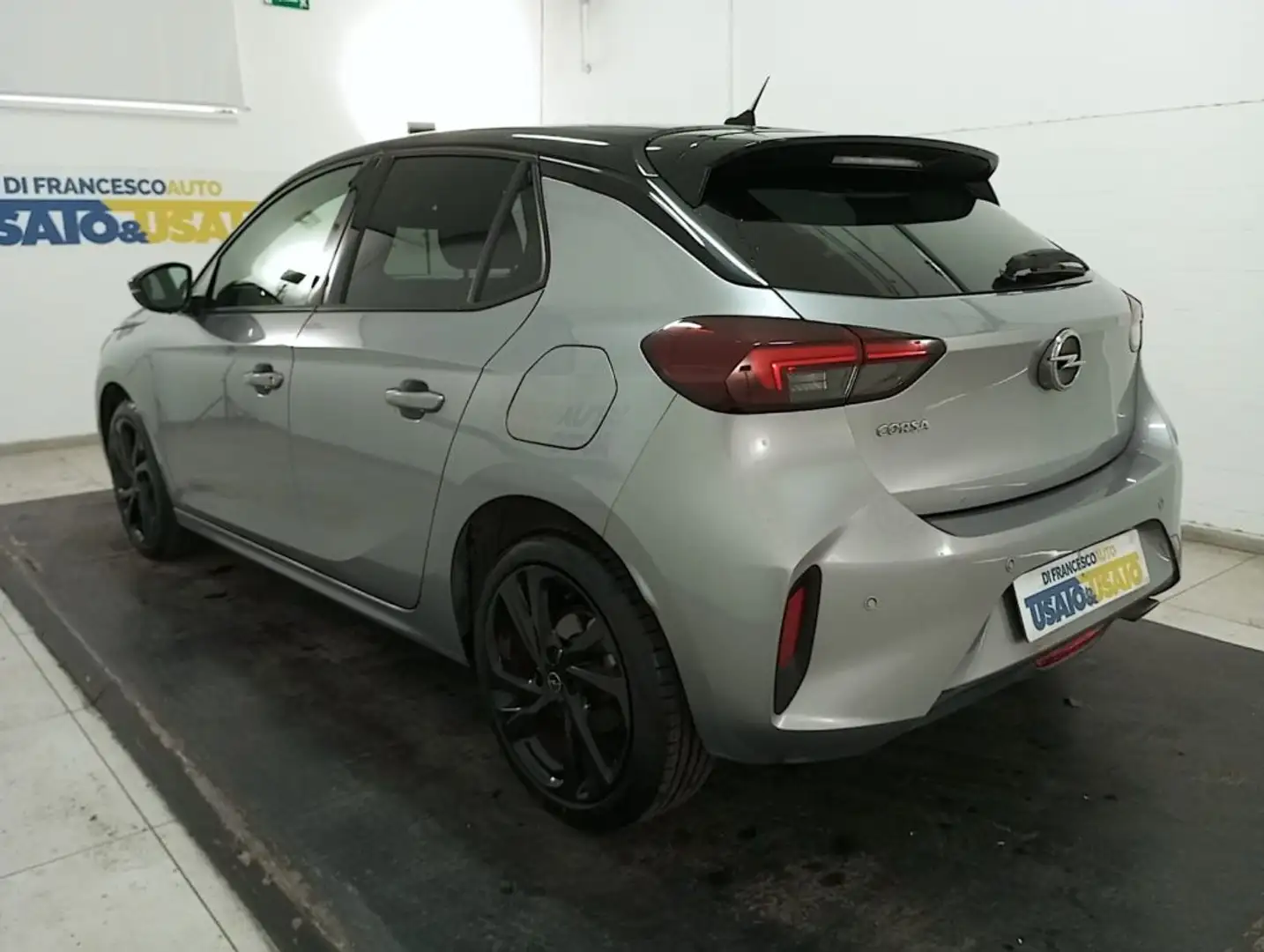 Opel Corsa 1.2 Elegance s&s 100cv Gris - 2