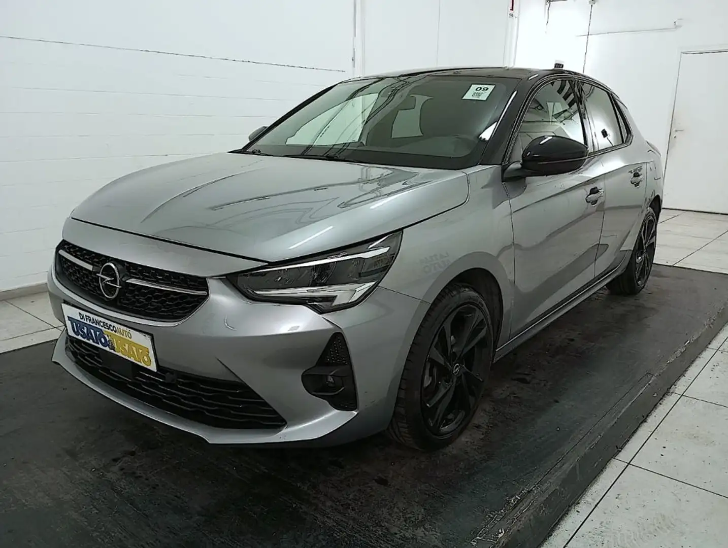 Opel Corsa 1.2 Elegance s&s 100cv Gris - 1