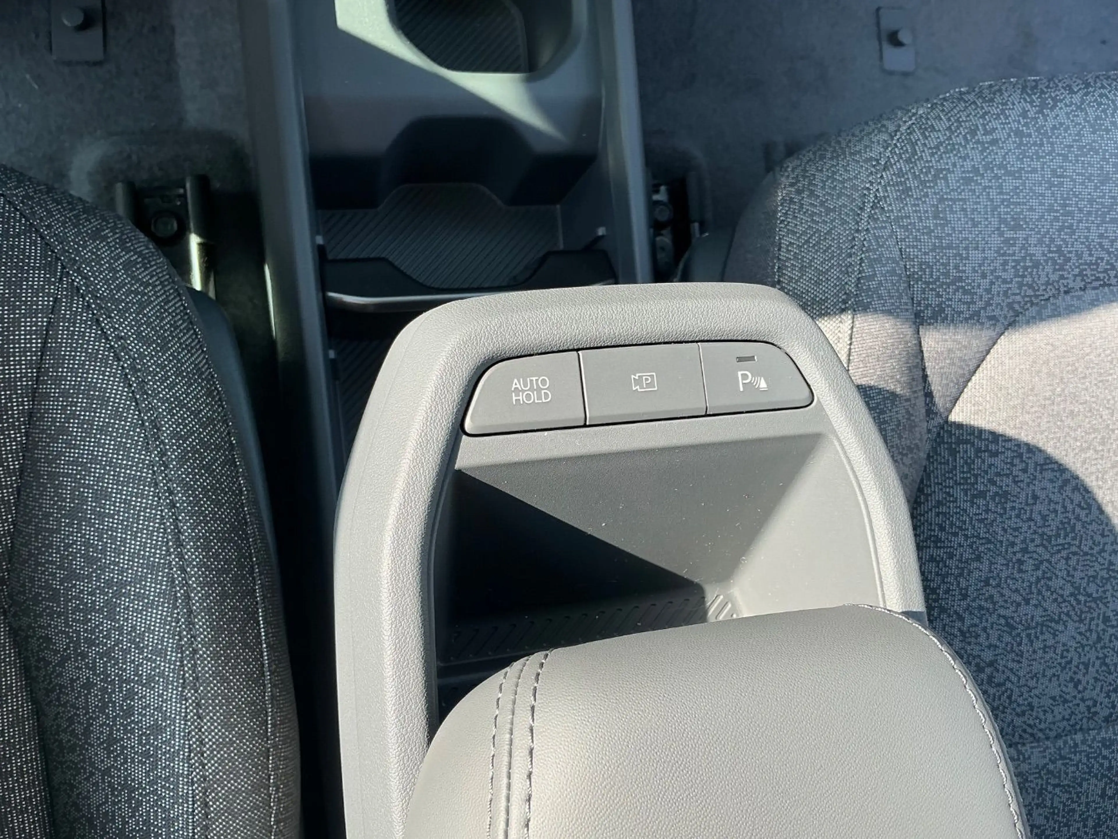 Kia EV2 Earth 4-Sitzer 42,2 kWh Gewerbeangebot*Voll — photo 15