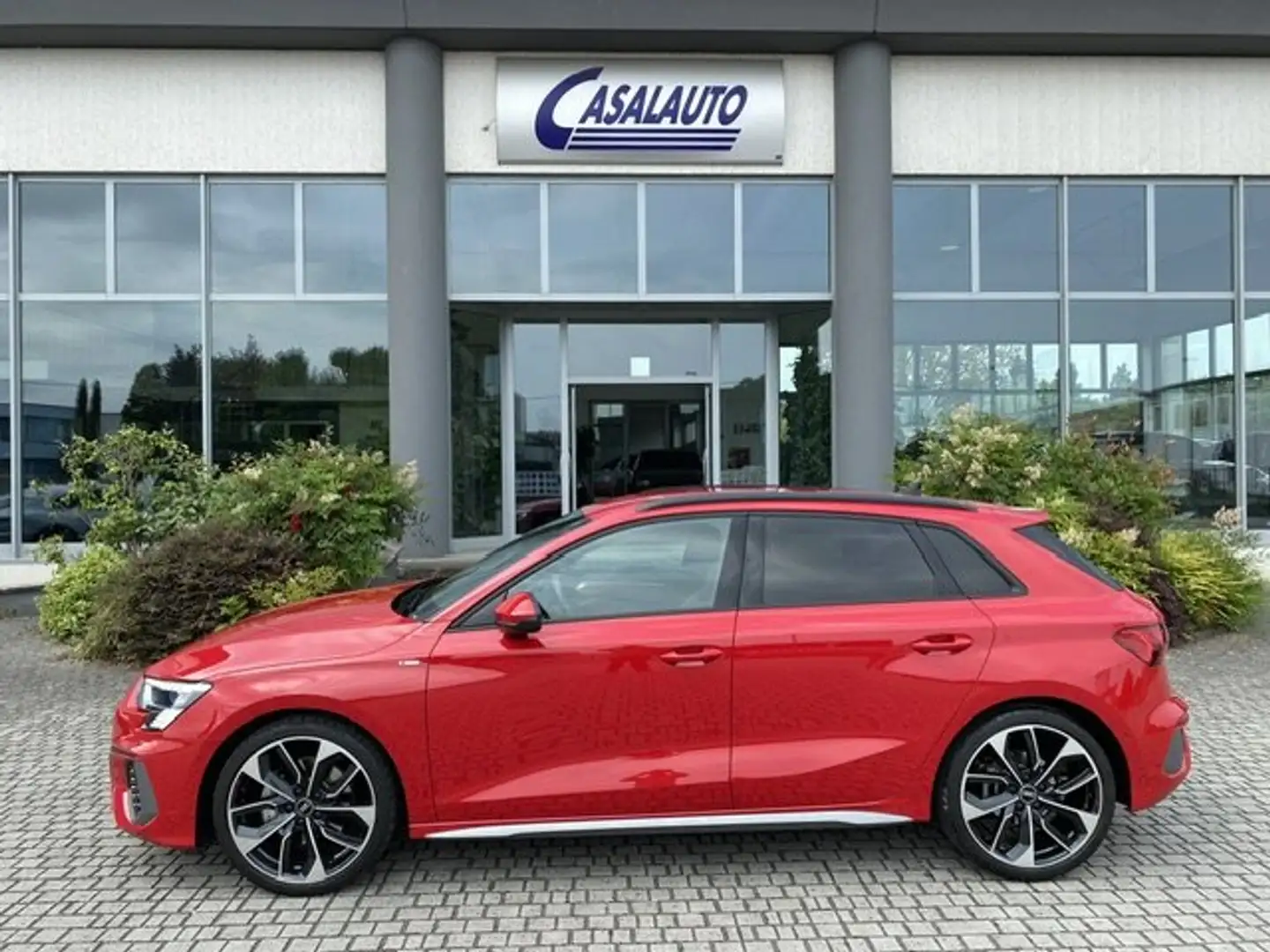 Audi A3 Sportback 35 TFSI S tronic S Line mhev MATRIX/B&O Rojo - 1