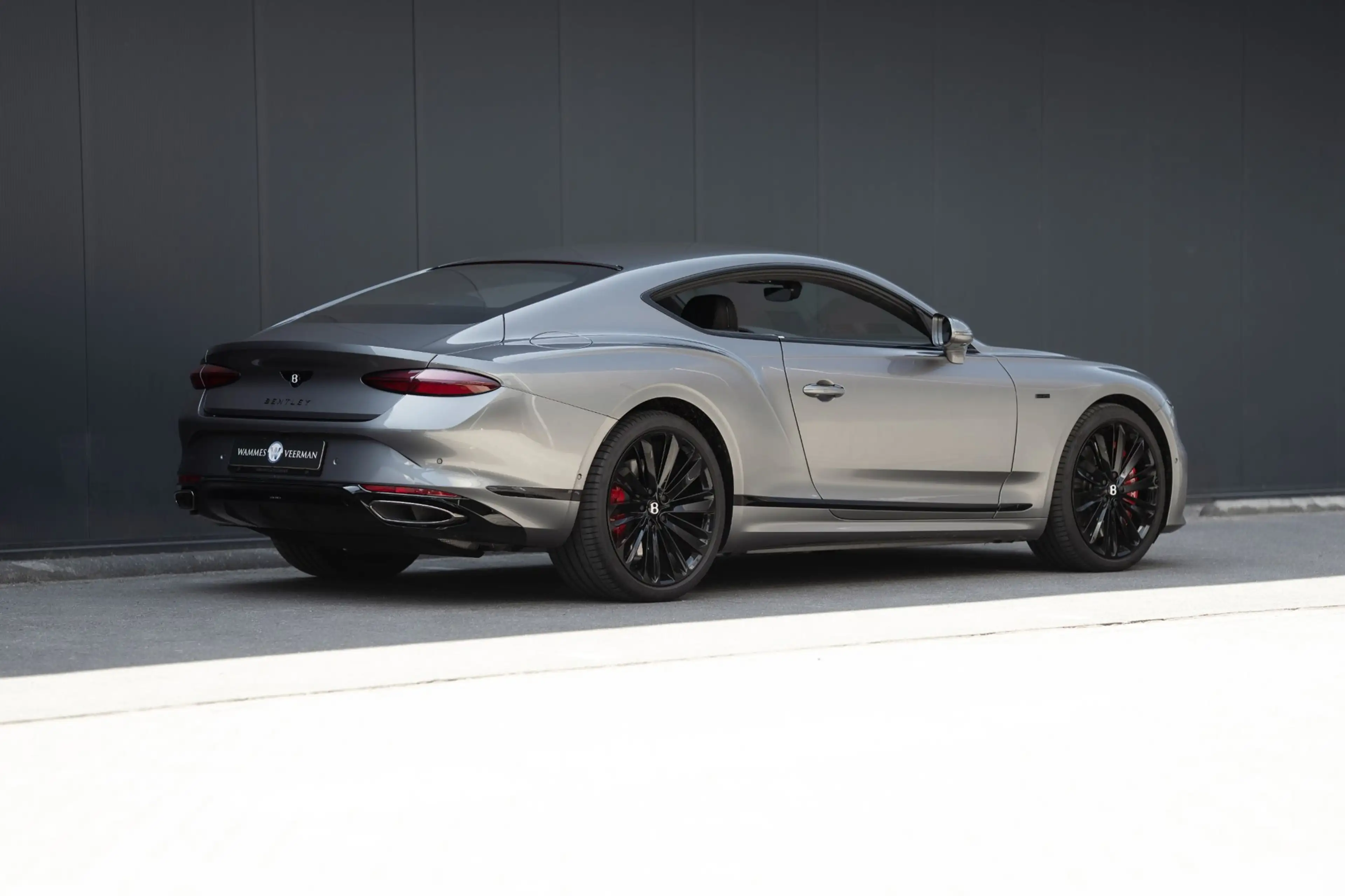 Bentley Continental GT 4.0 V8 Hybrid (Arrival July) — photo 3