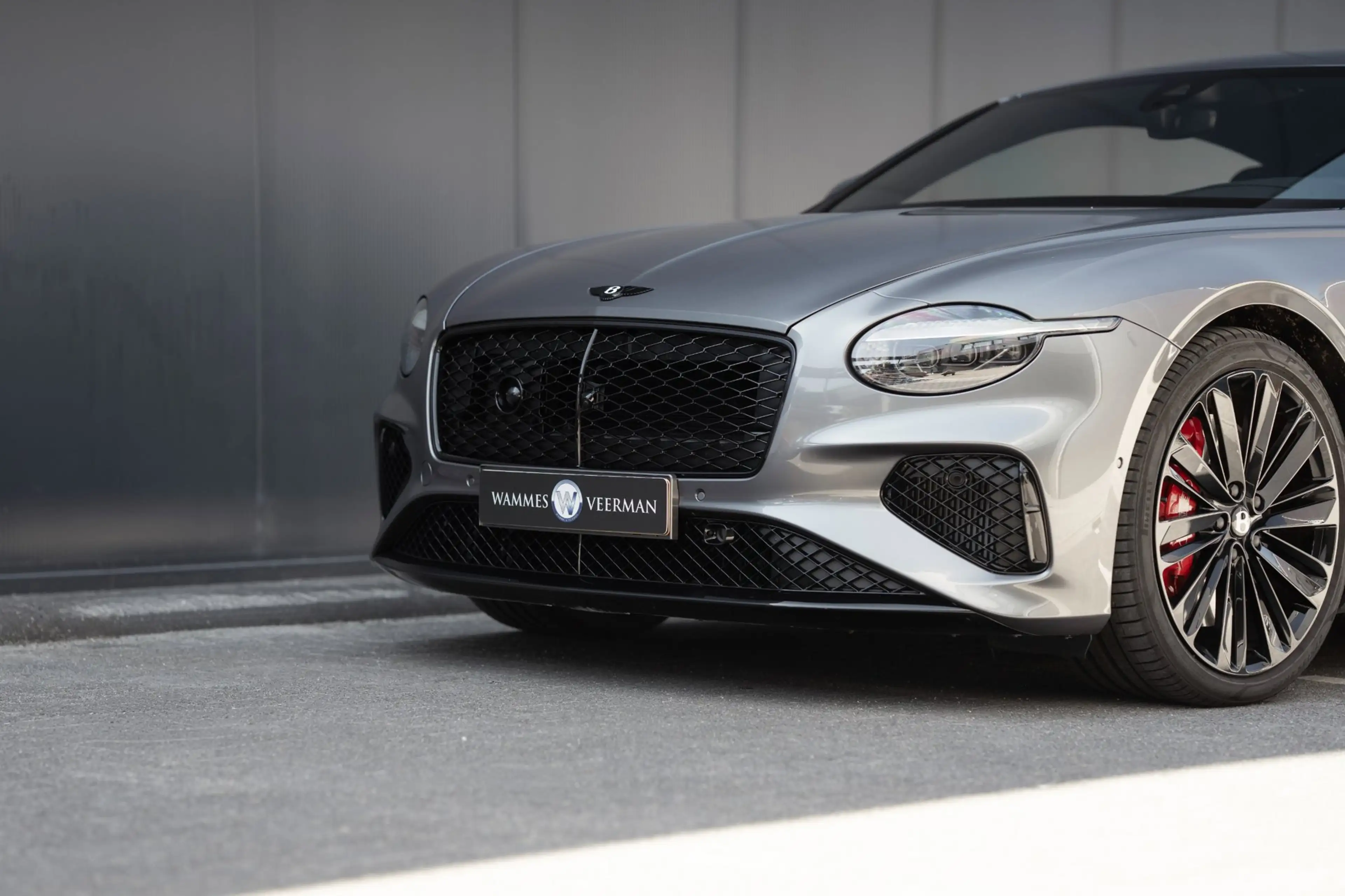 Bentley Continental GT 4.0 V8 Hybrid (Arrival July) — photo 5