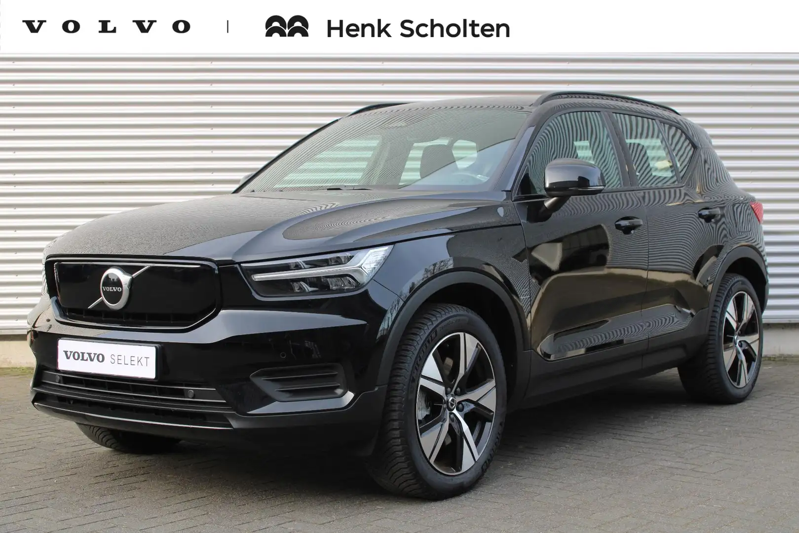 Volvo XC40 Recharge Single Motor Plus 69 kWh | Trekhaak | All Nero - 1