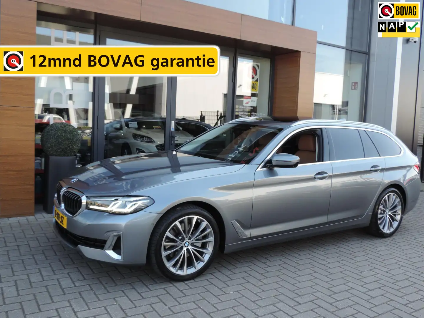 BMW 520 5-serie Touring 520i High Executive Edition | Harm Grijs - 1