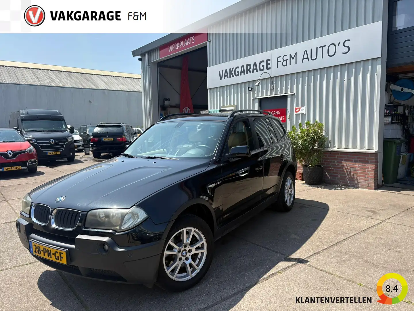 BMW X3 2.5i Executive Zwart - 1