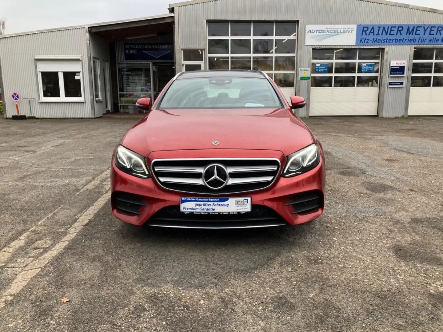 Mercedes-Benz E 300 dT AMG Line/Airmatik/Panorama/AHK/20 Zoll Rood - 2