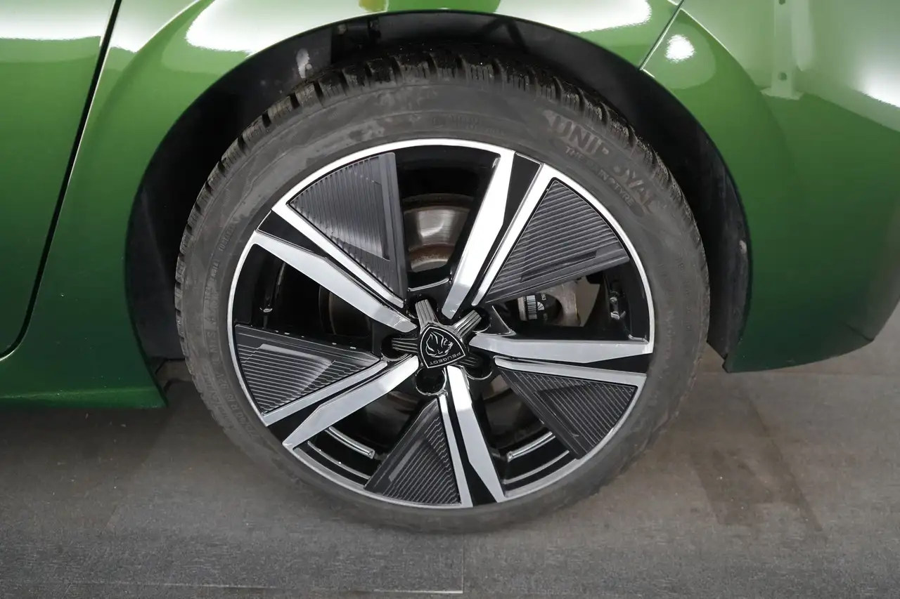 Peugeot 308 1.6 PHEV EAT8 GT Pack LEDER/ALCANTARA LED GPS PDC, миниатюра 19