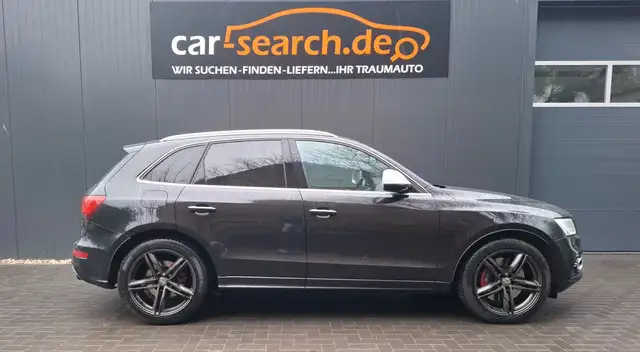 Audi SQ5 -
