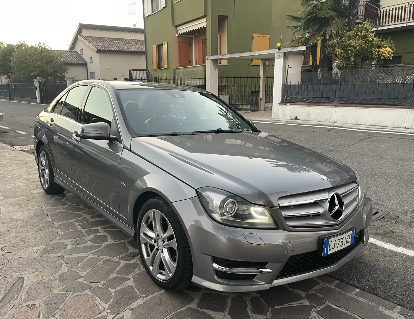 Mercedes-Benz C 220 Classe C - W204 Berlina cdi be Avantgarde c/bixeno Grigio - 2